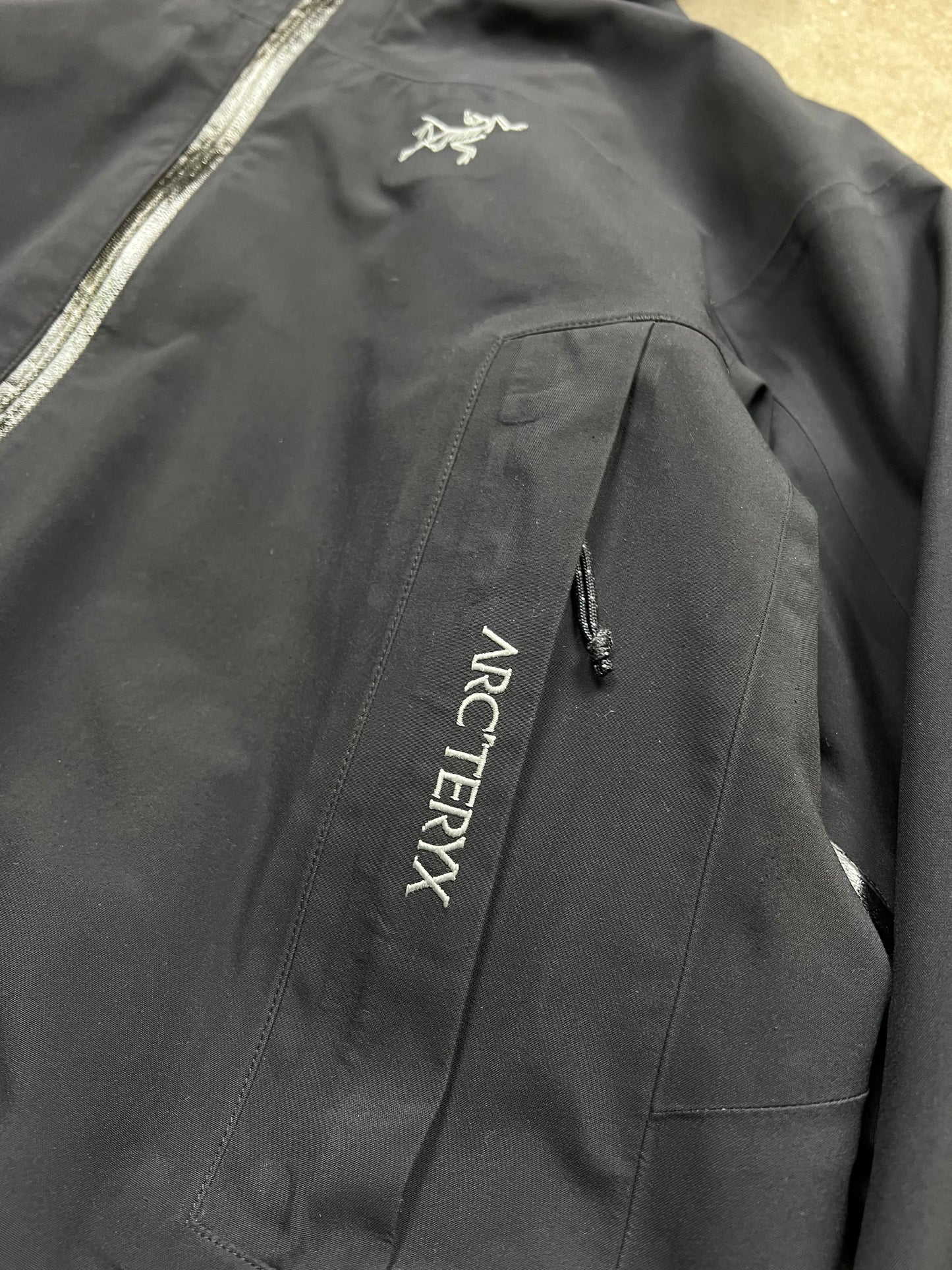 Arc’teryx Jacket (M)
