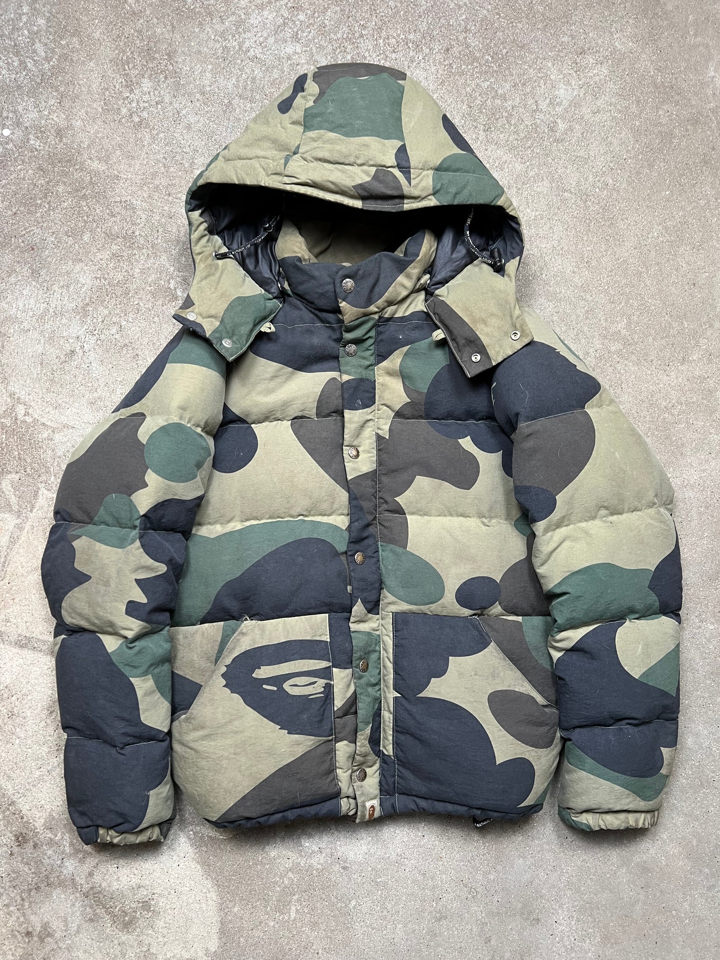 BAPE puffer (Large)
