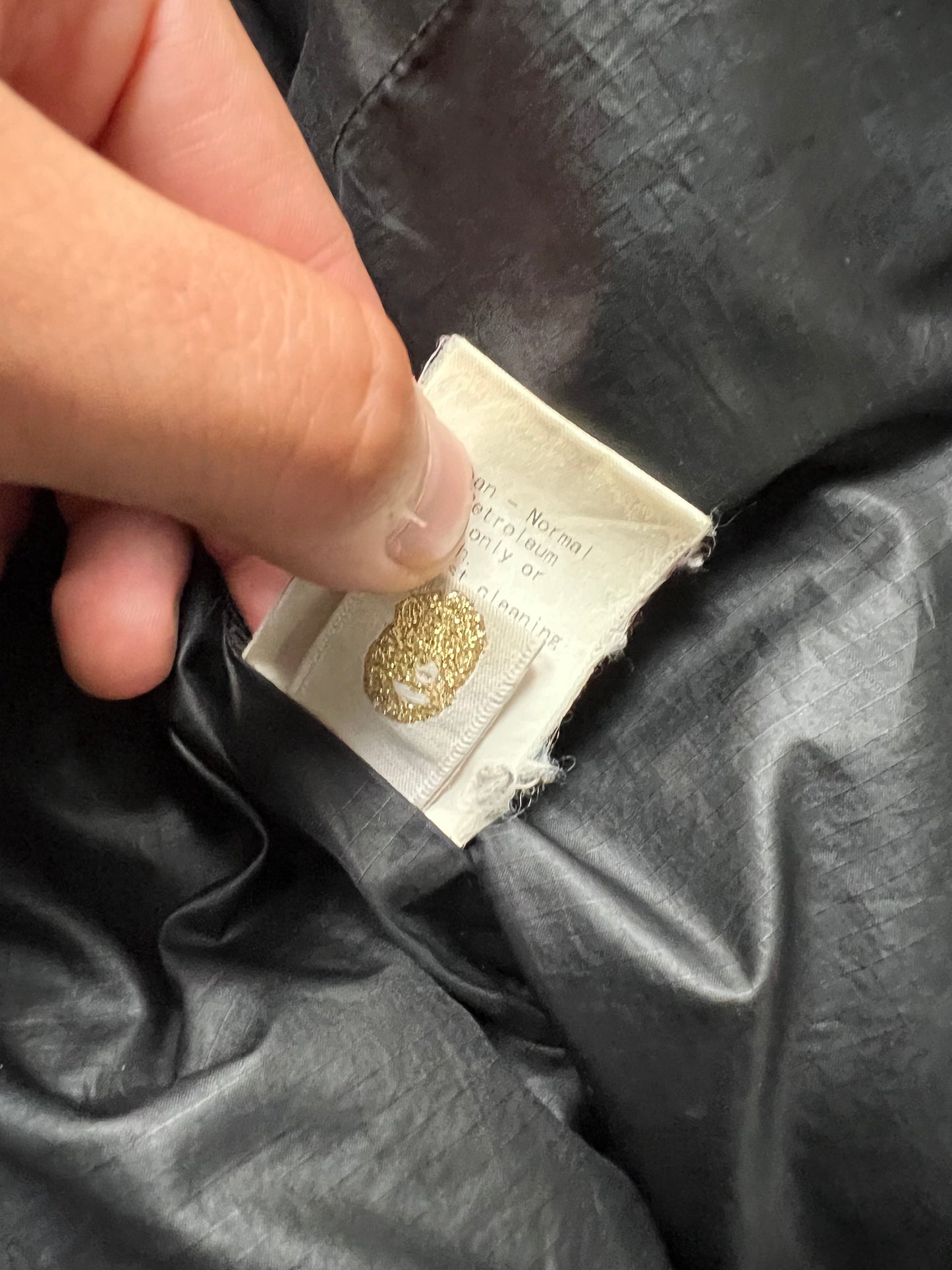 BAPE puffer (Large)