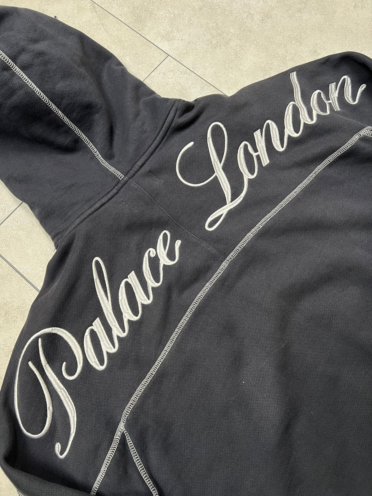 Palace Hoodie (M)