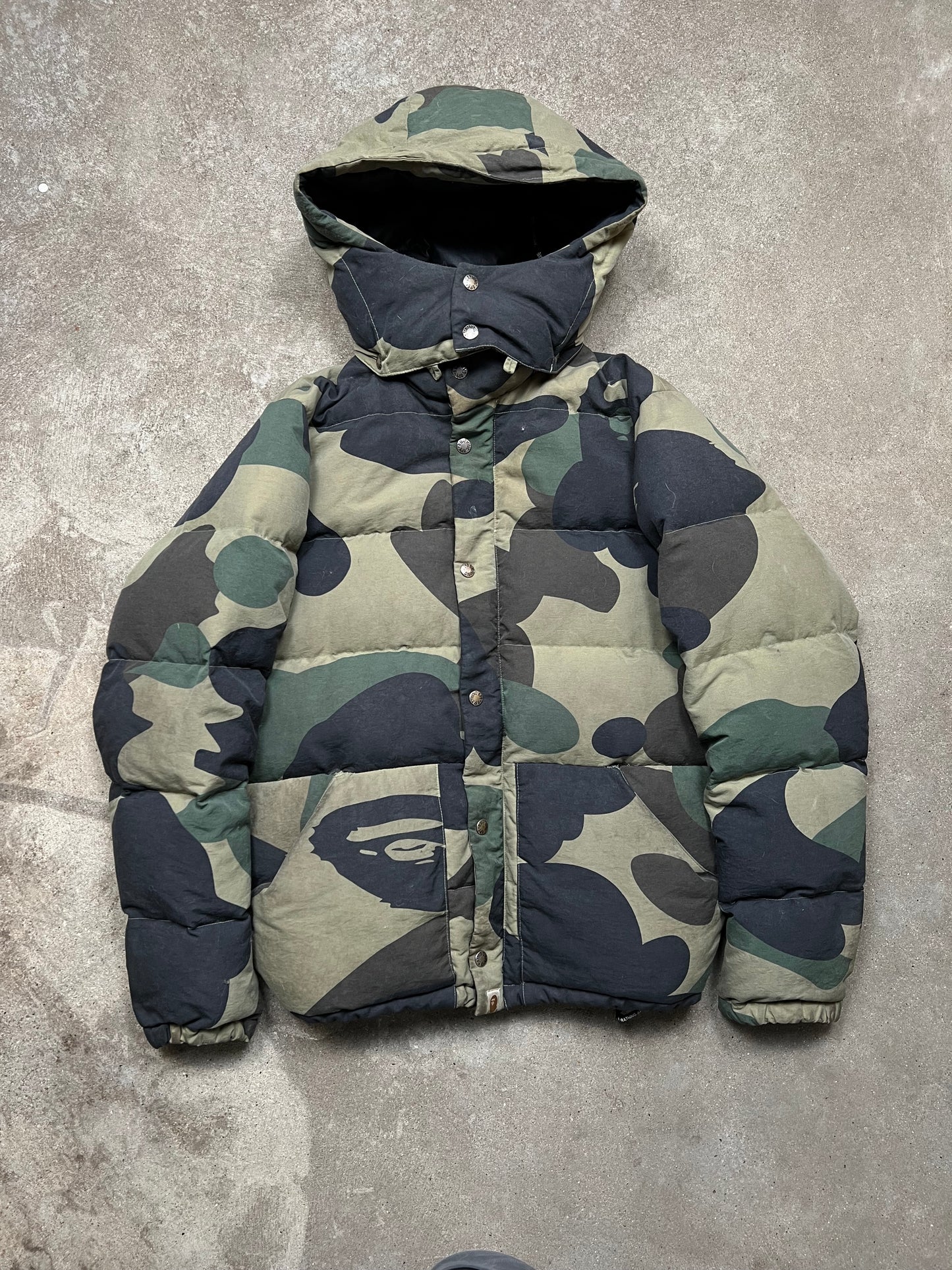 BAPE puffer (Large)