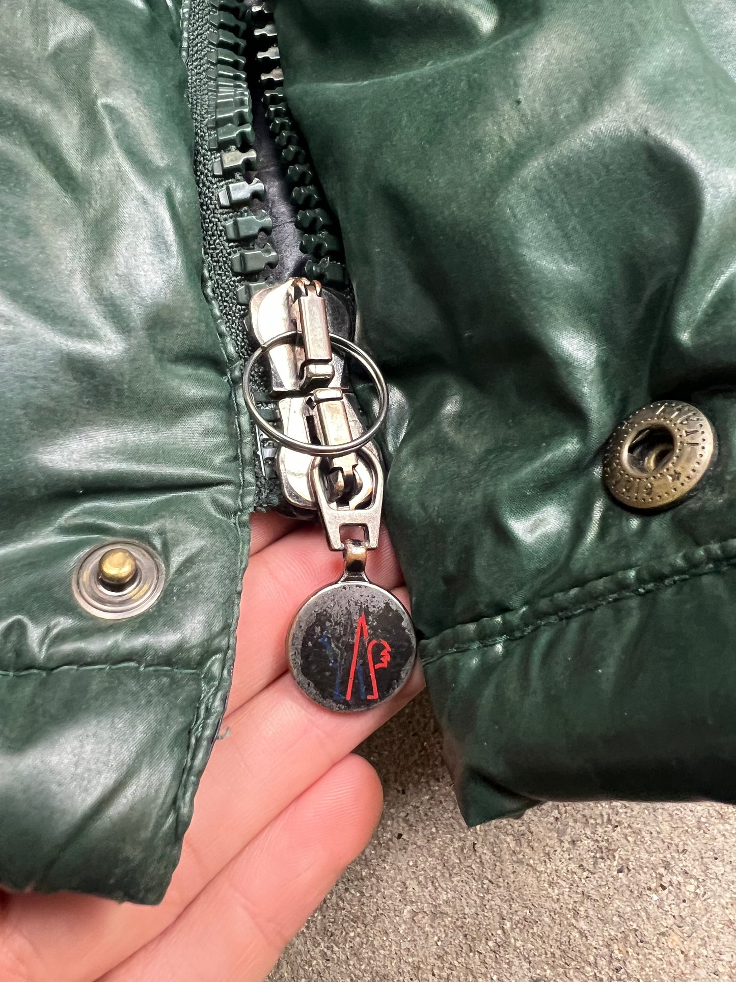 Moncler Puffer (M)