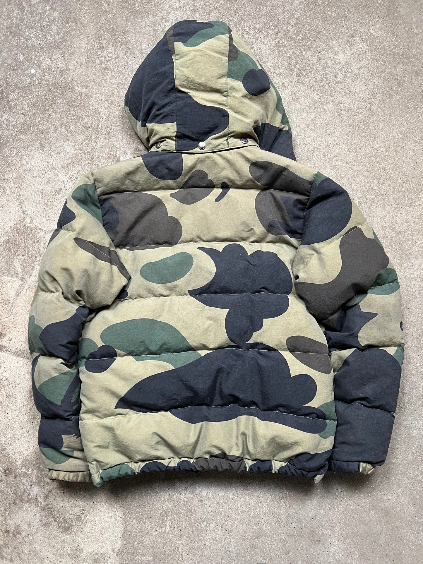 BAPE puffer (Large)