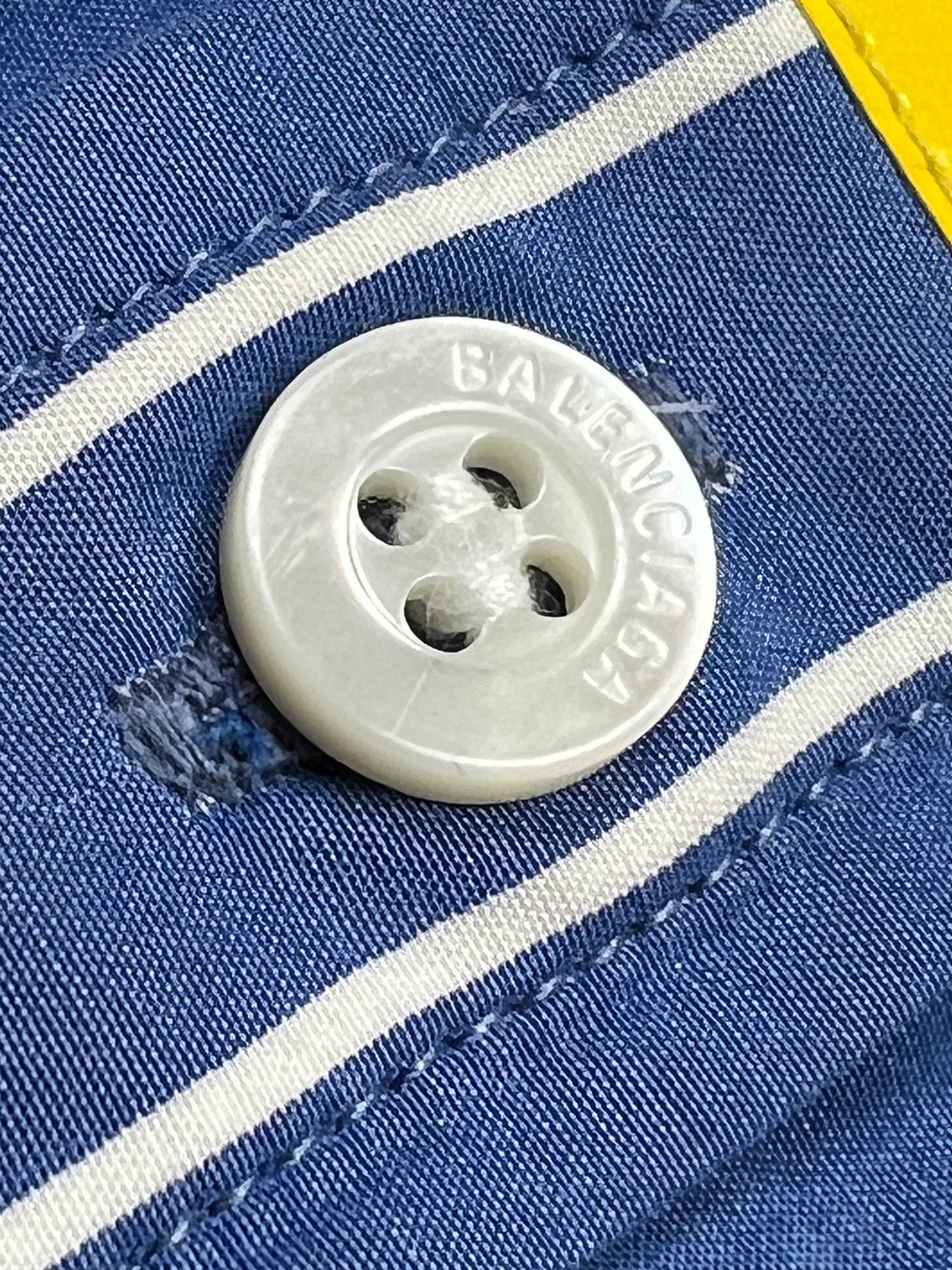 Balenciaga Shirt (XL)