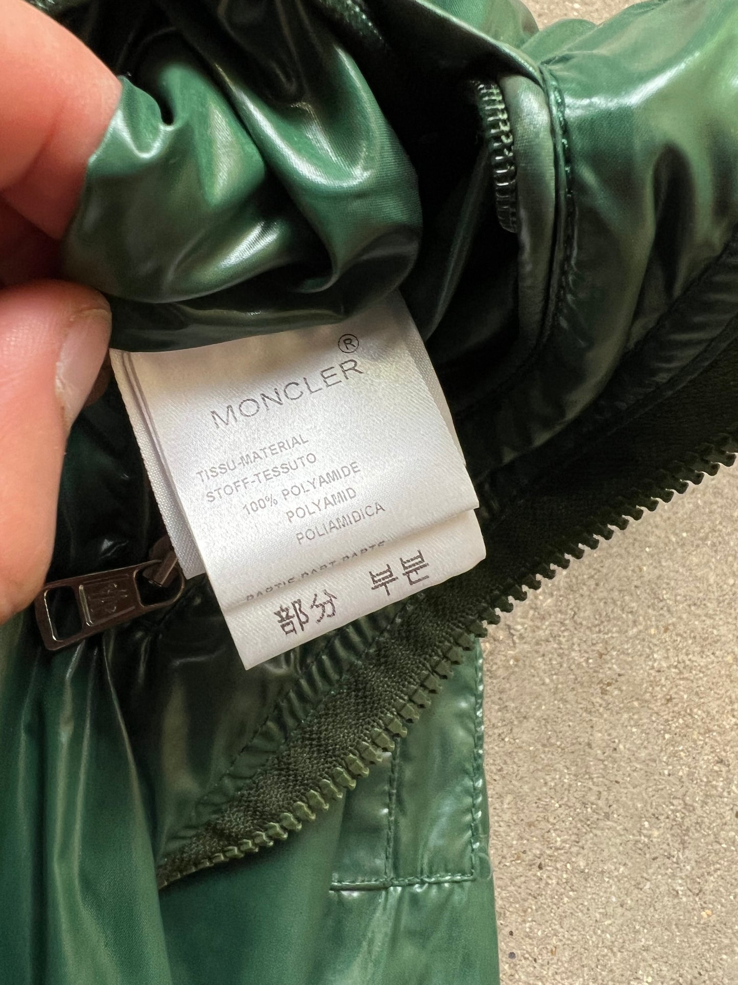 Moncler Jacket (M)