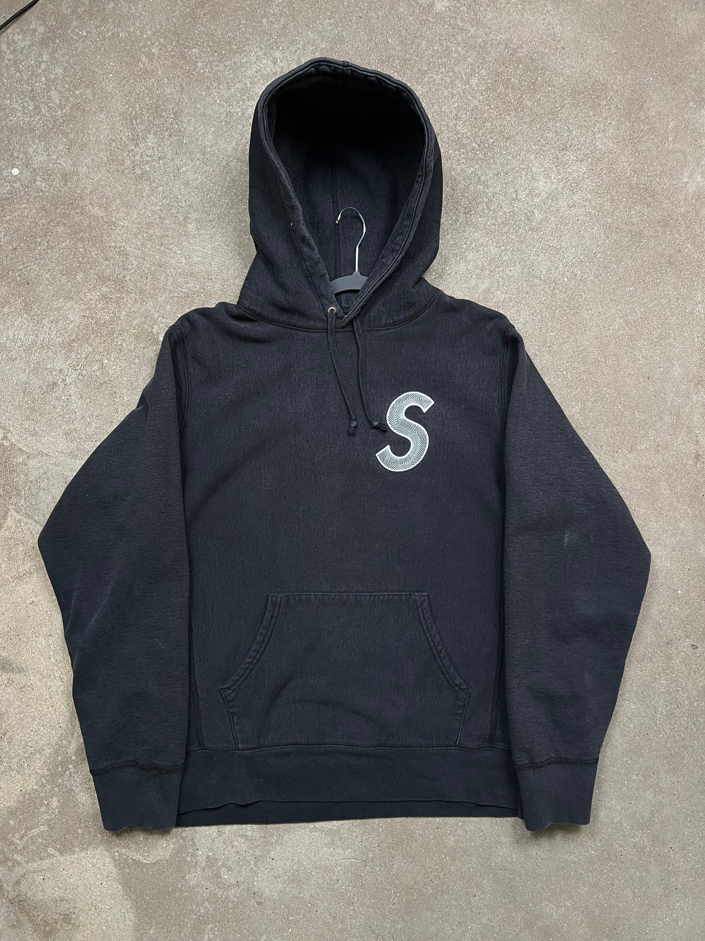 Supreme Hoodie (M)