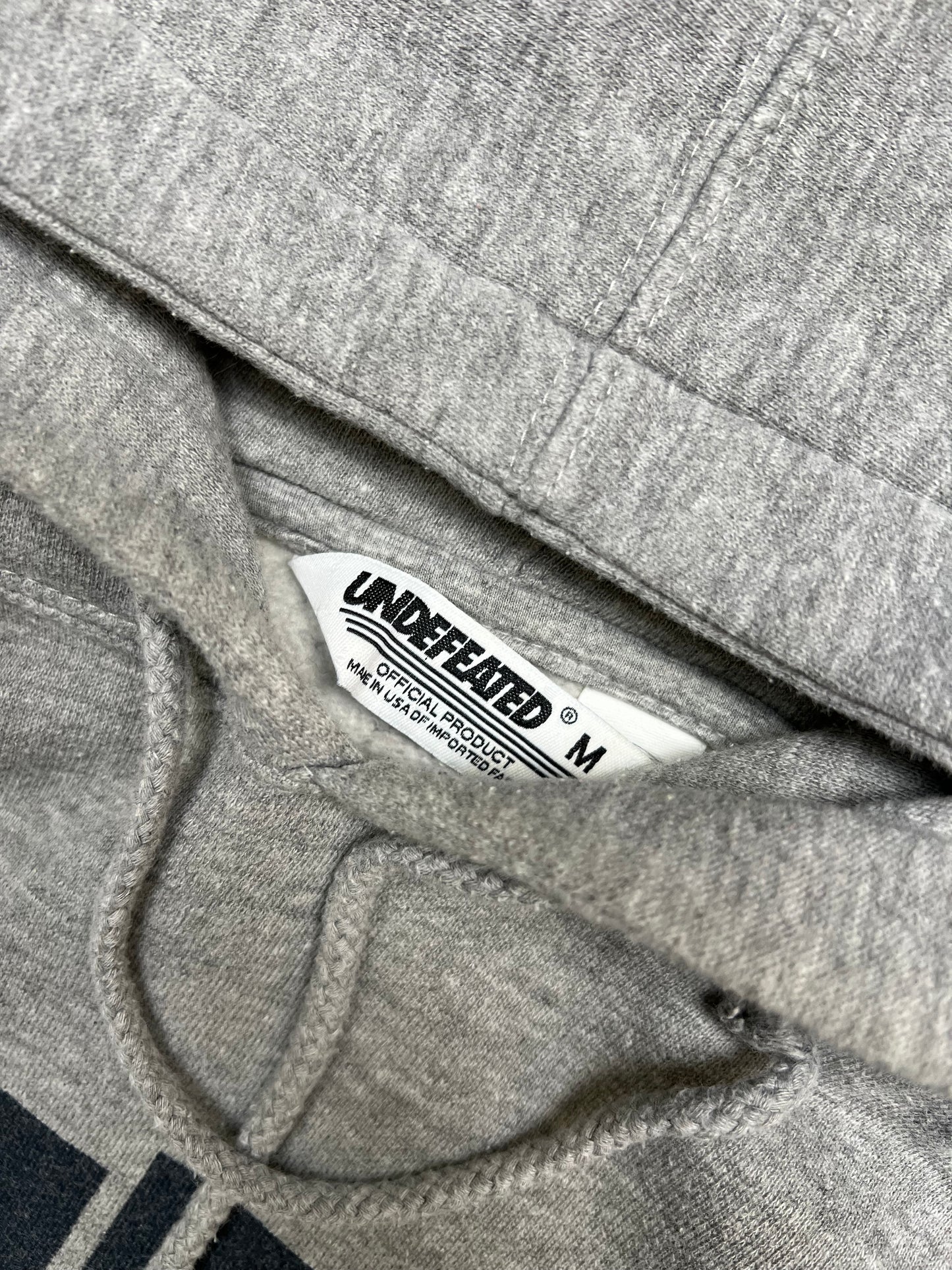 Undefeated Hoodie (M)