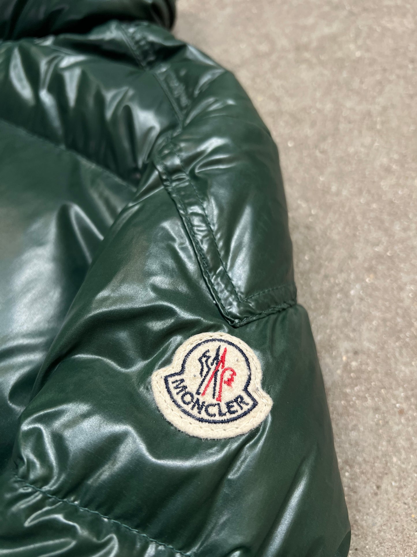 Moncler Puffer (M)