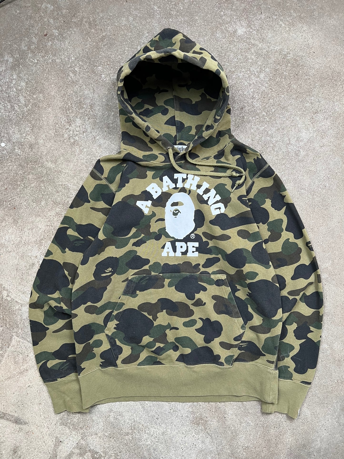 Bape Hoodie (M)