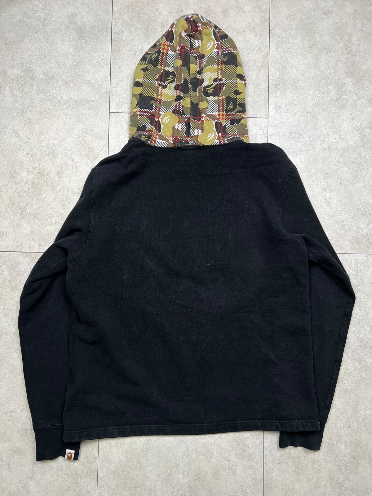 Bape Hoodie (L)