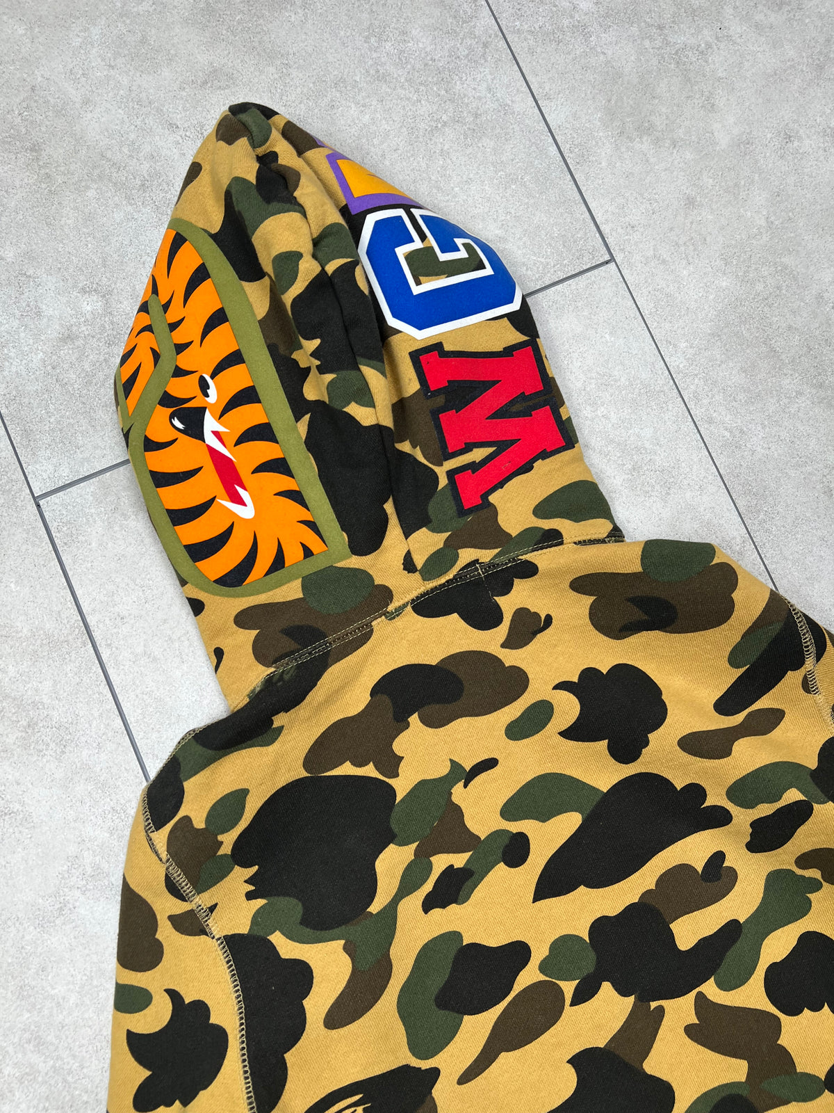 Bape Shark Hoodie (S)