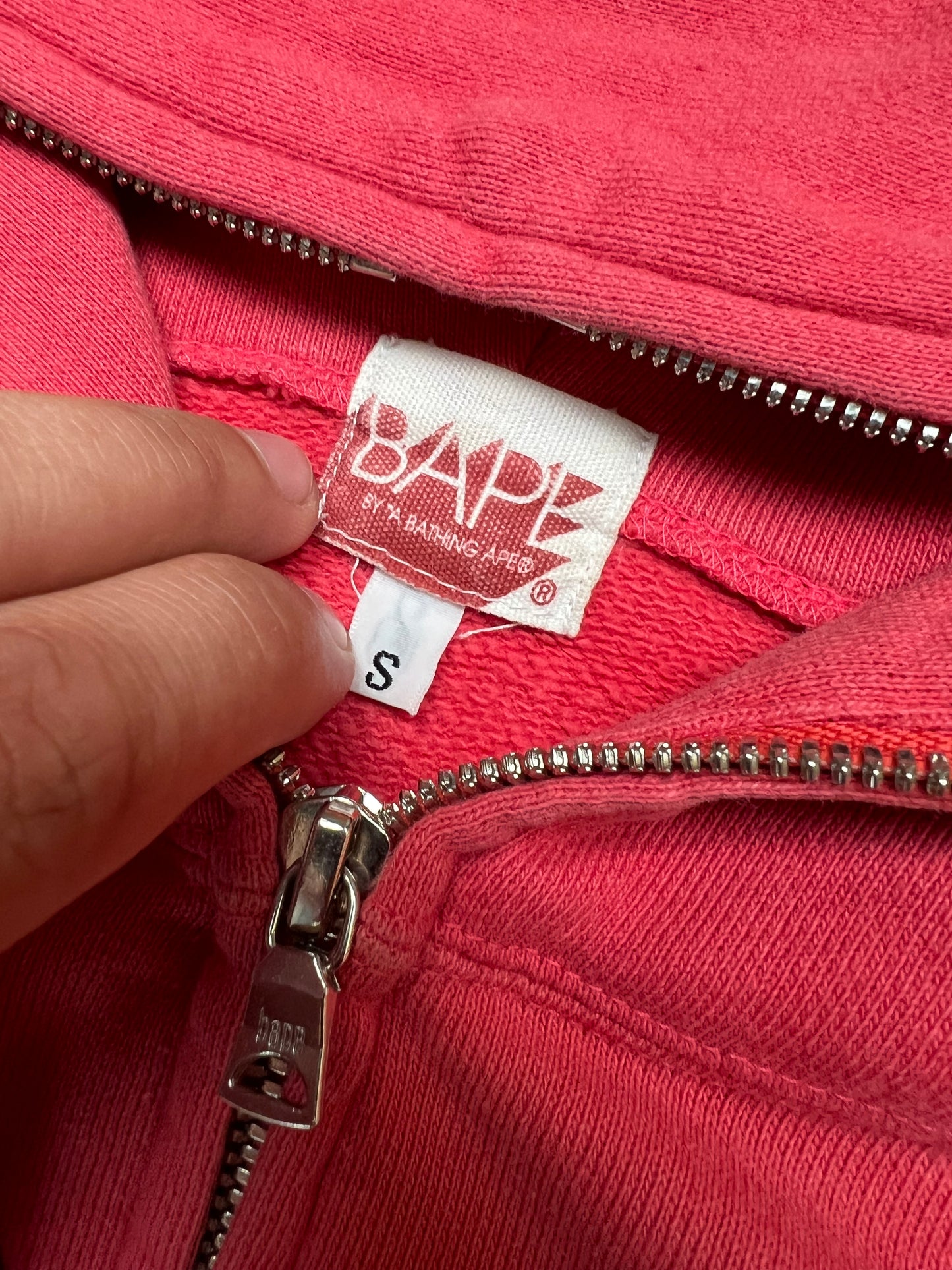 BAPE zip up hoodie (S)