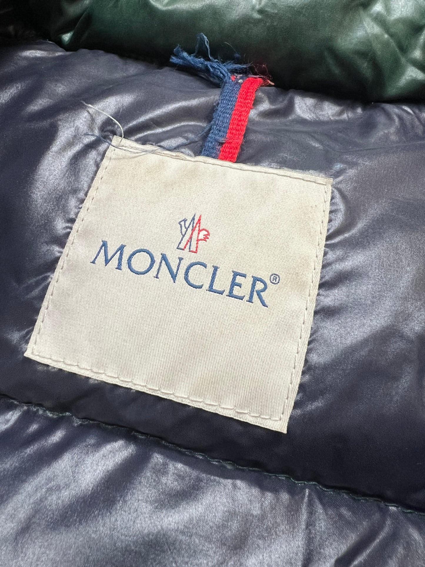 Moncler Puffer (M)