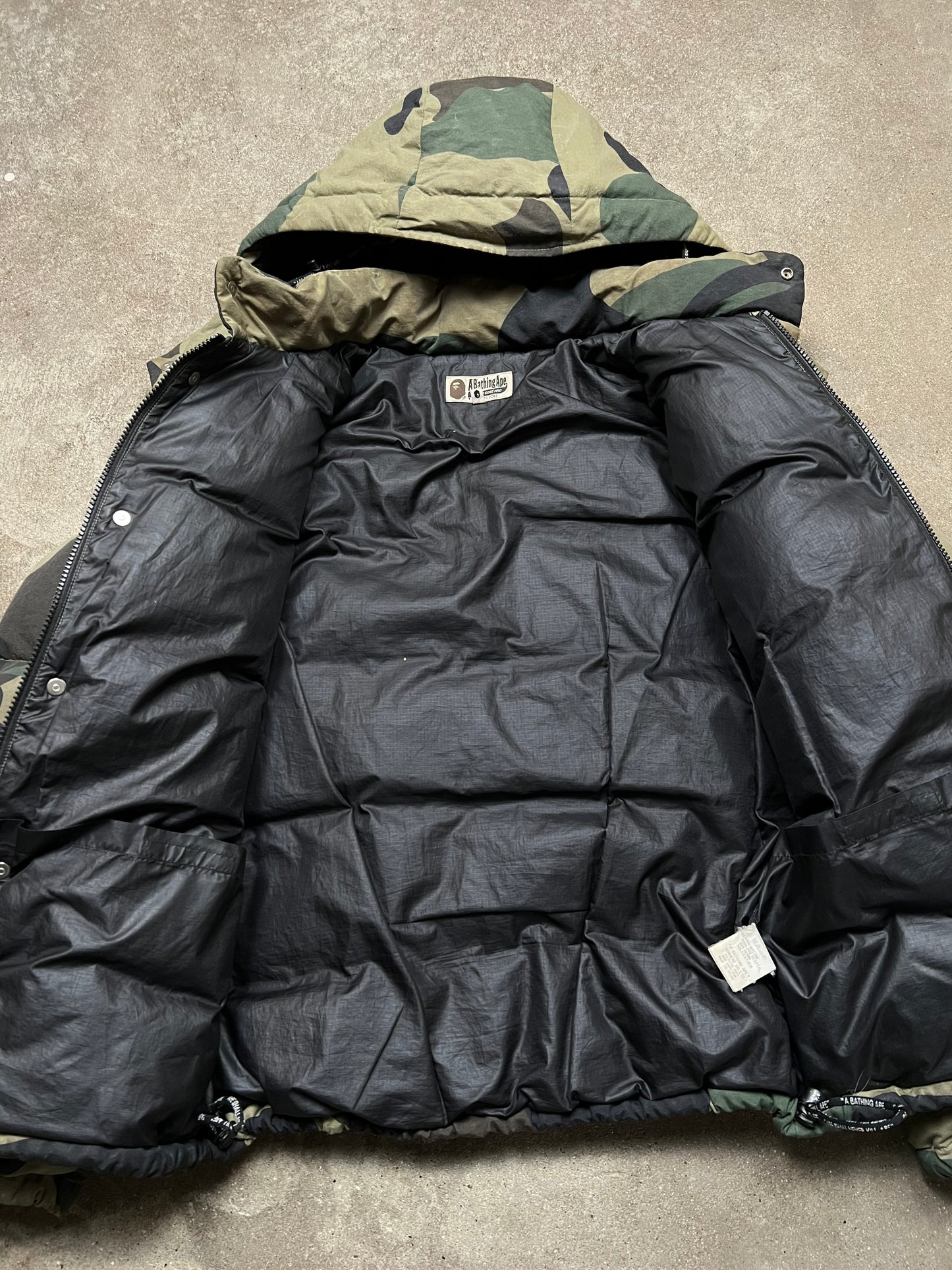 BAPE puffer (Large)