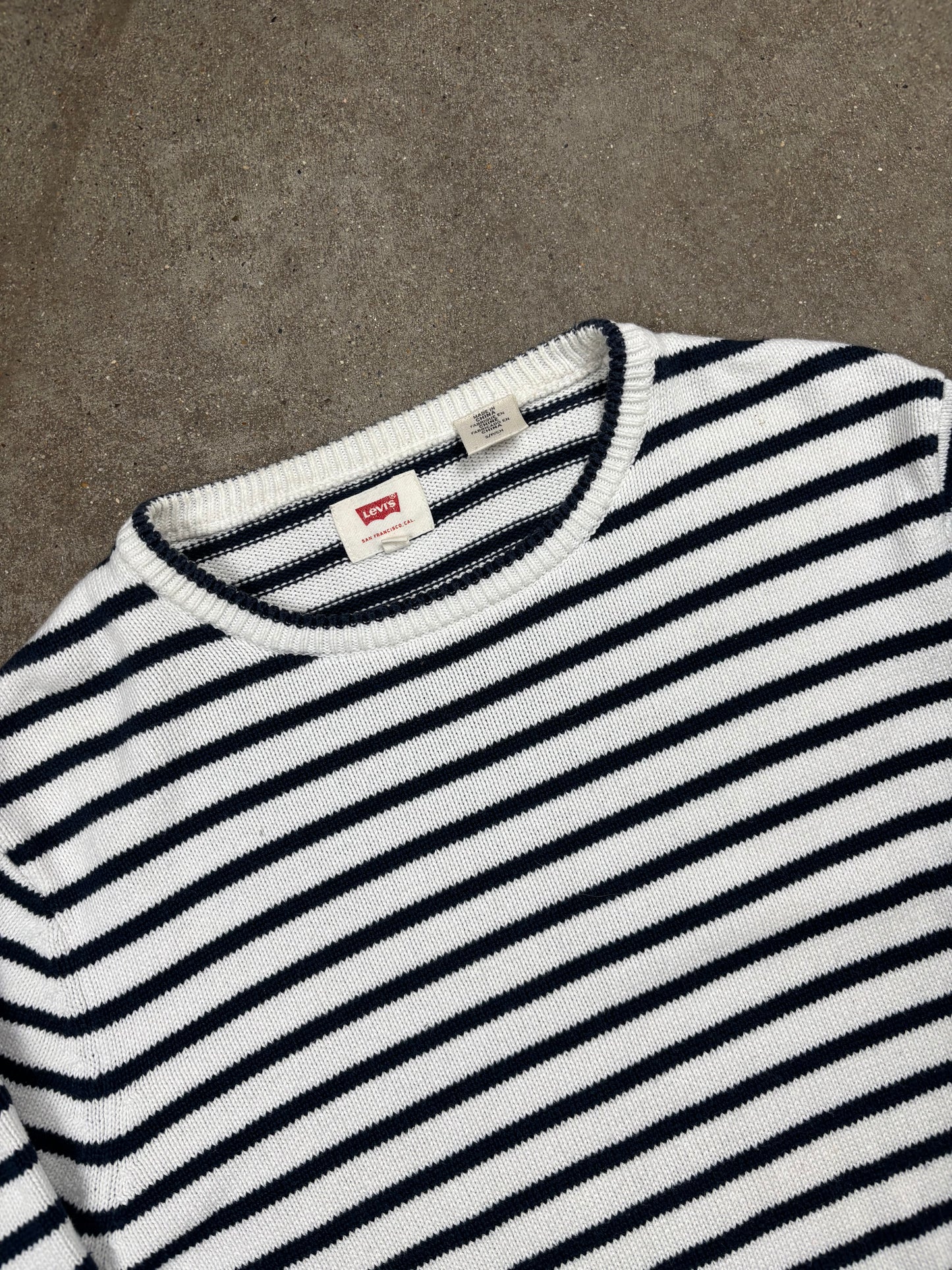 Levi’s Sweater (S)