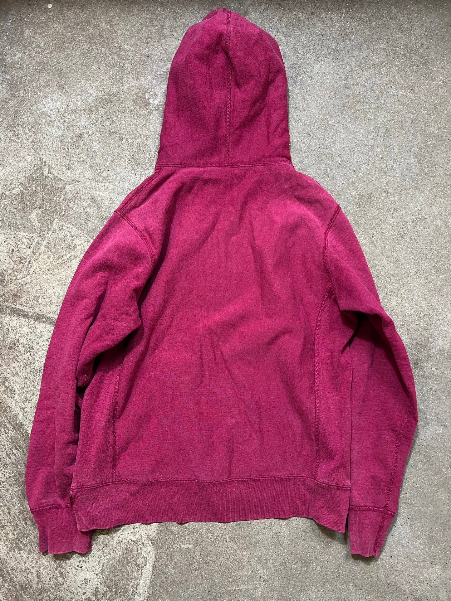 Supreme hoodie (medium)