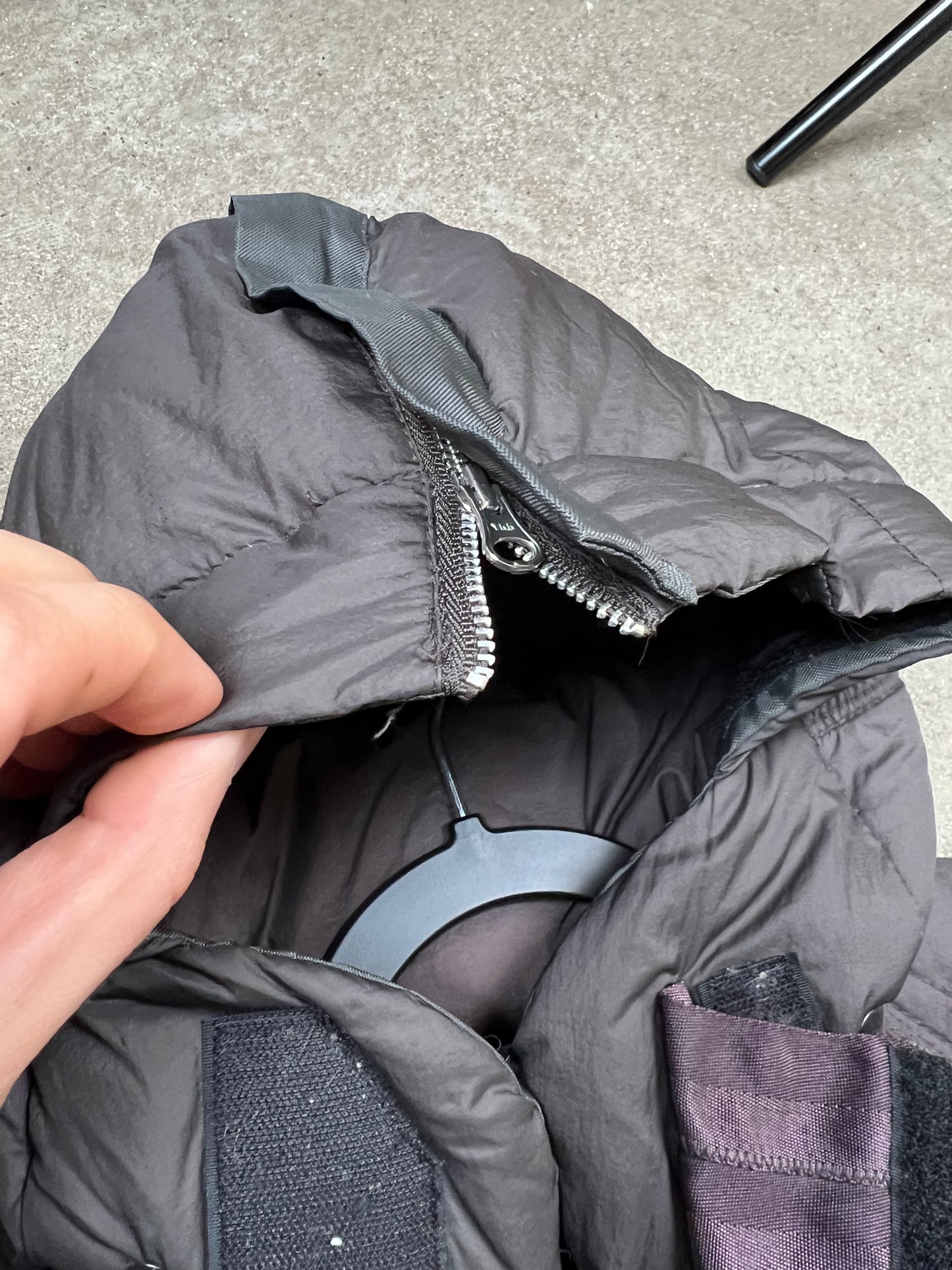 AW08' Stone Island Black Off Centre Zip Opaque Puffer (M)