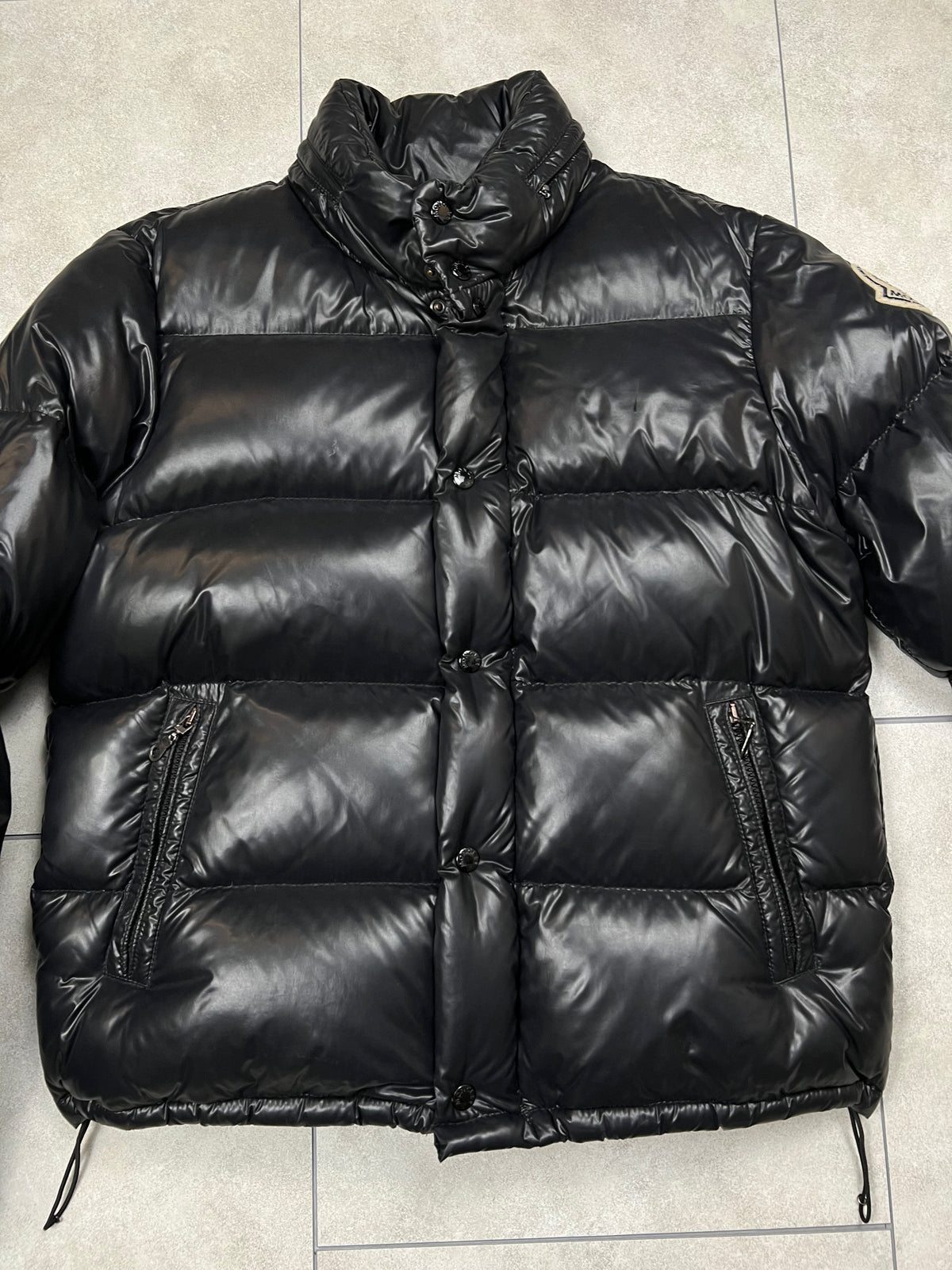 Moncler Puffer (L)