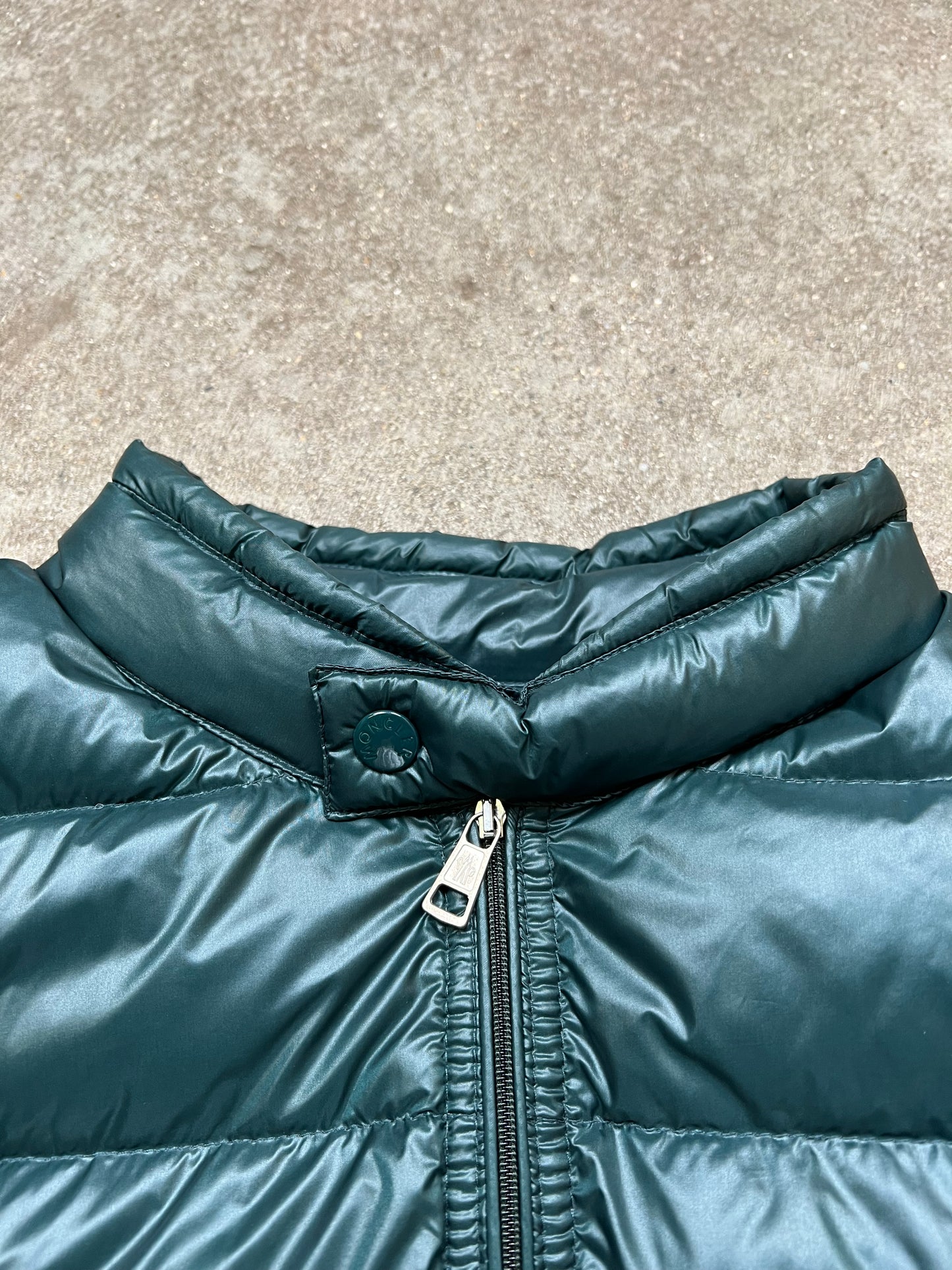 Moncler Puffer (L)