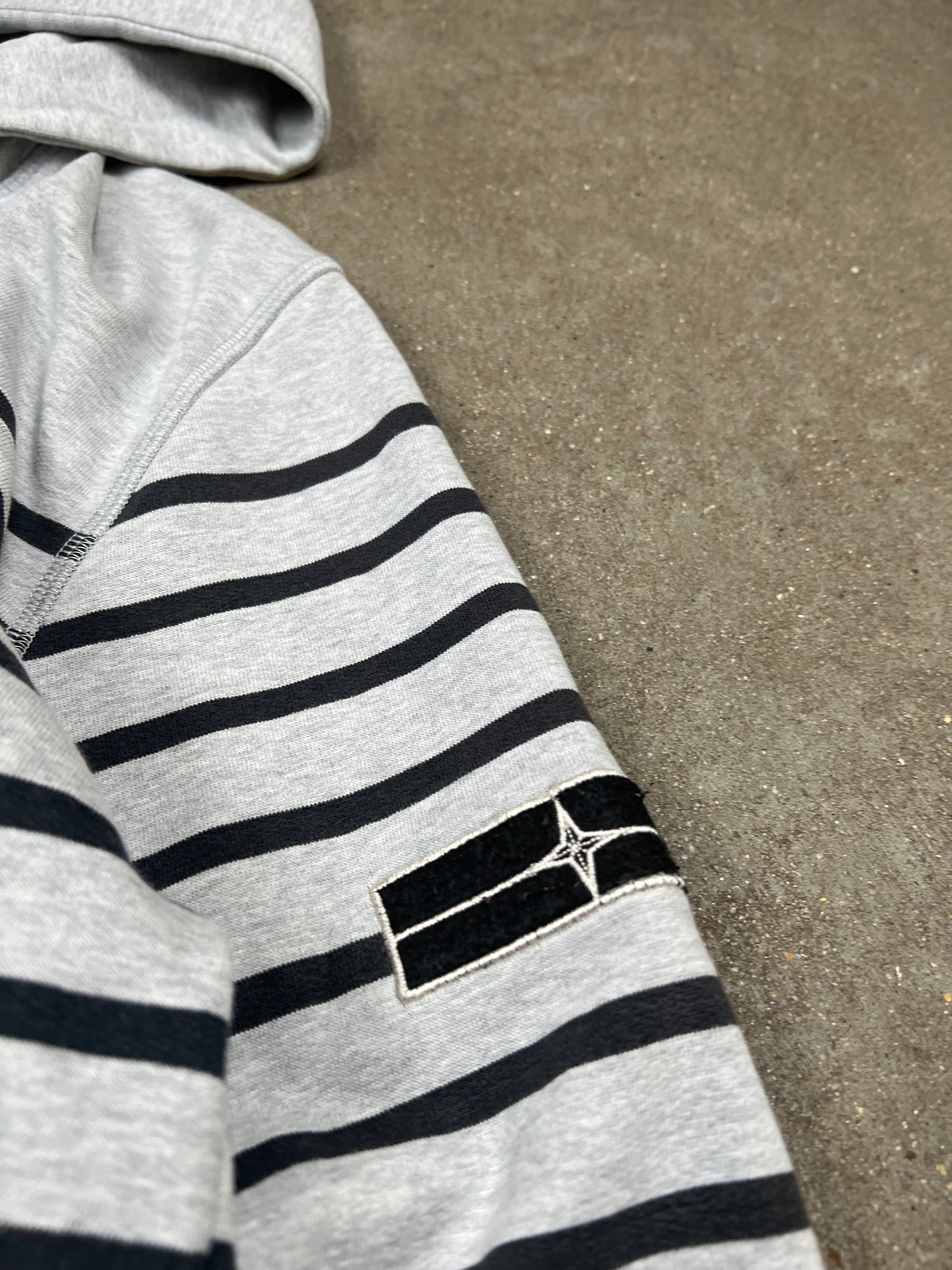 Stone Island Zip-Up (S-M)