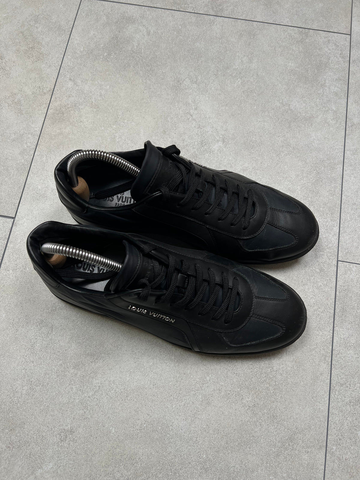 Louis Vuitton Sneakers (41)