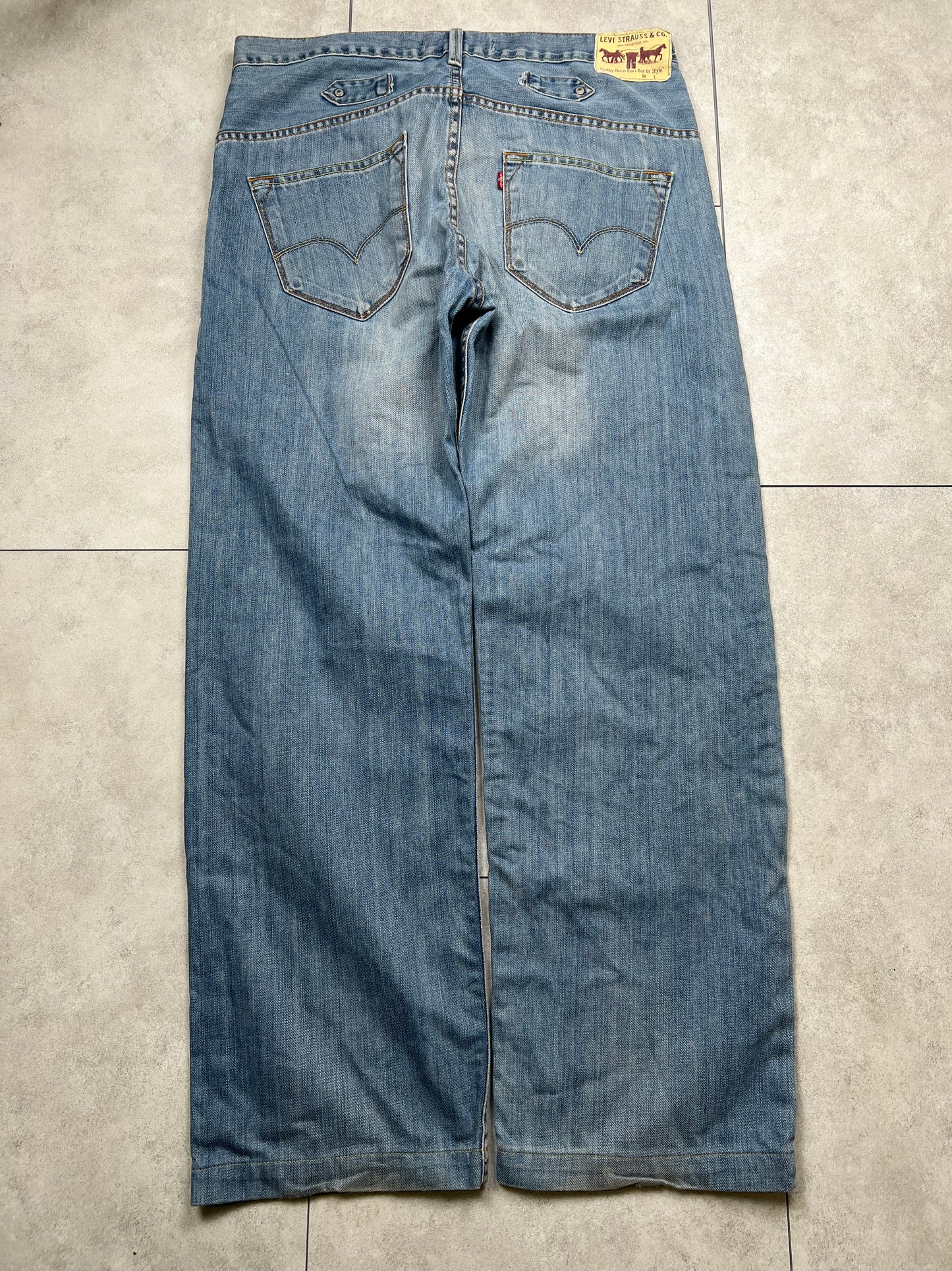 Levi’s 503 (33x34)