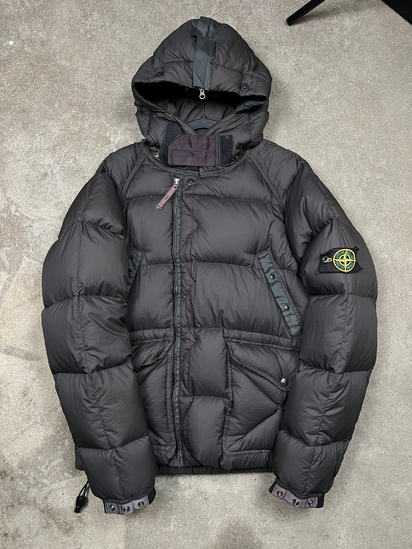 AW08' Stone Island Black Off Centre Zip Opaque Puffer (M)