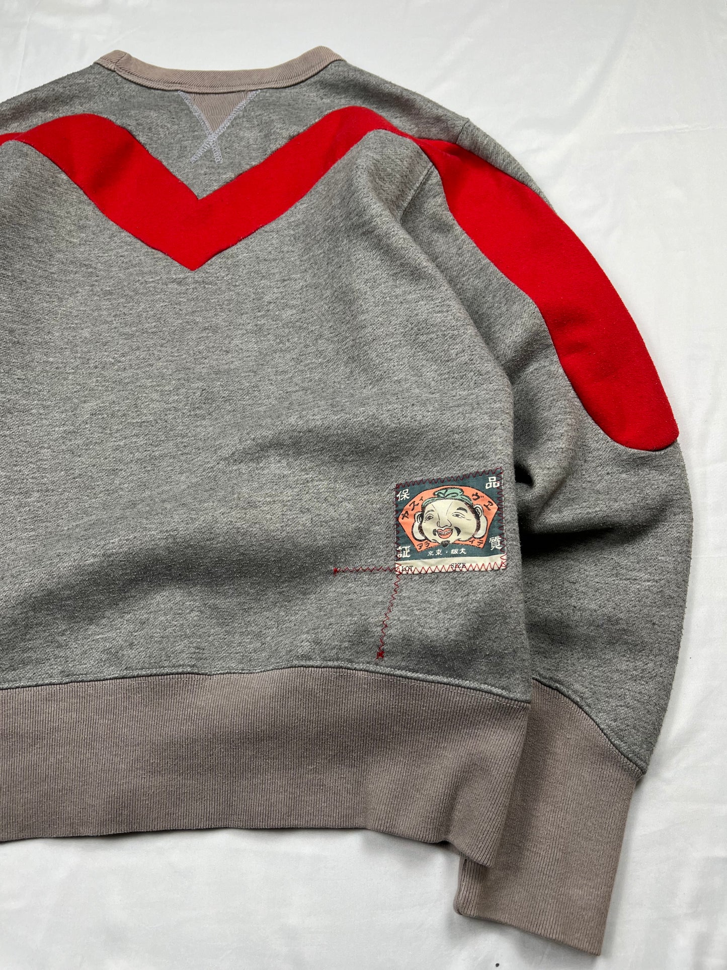.Evisu Sweater (M)