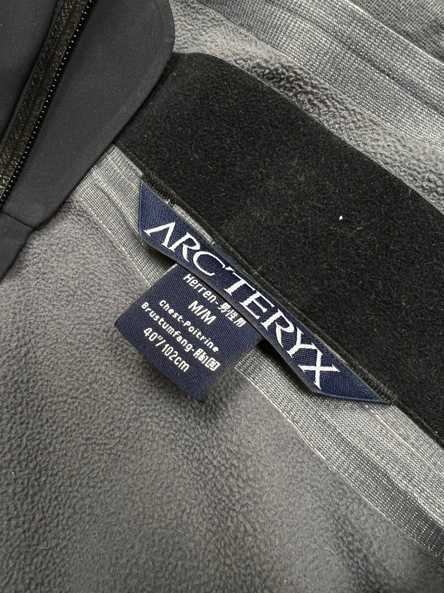 Arc’teryx Jacket (M)