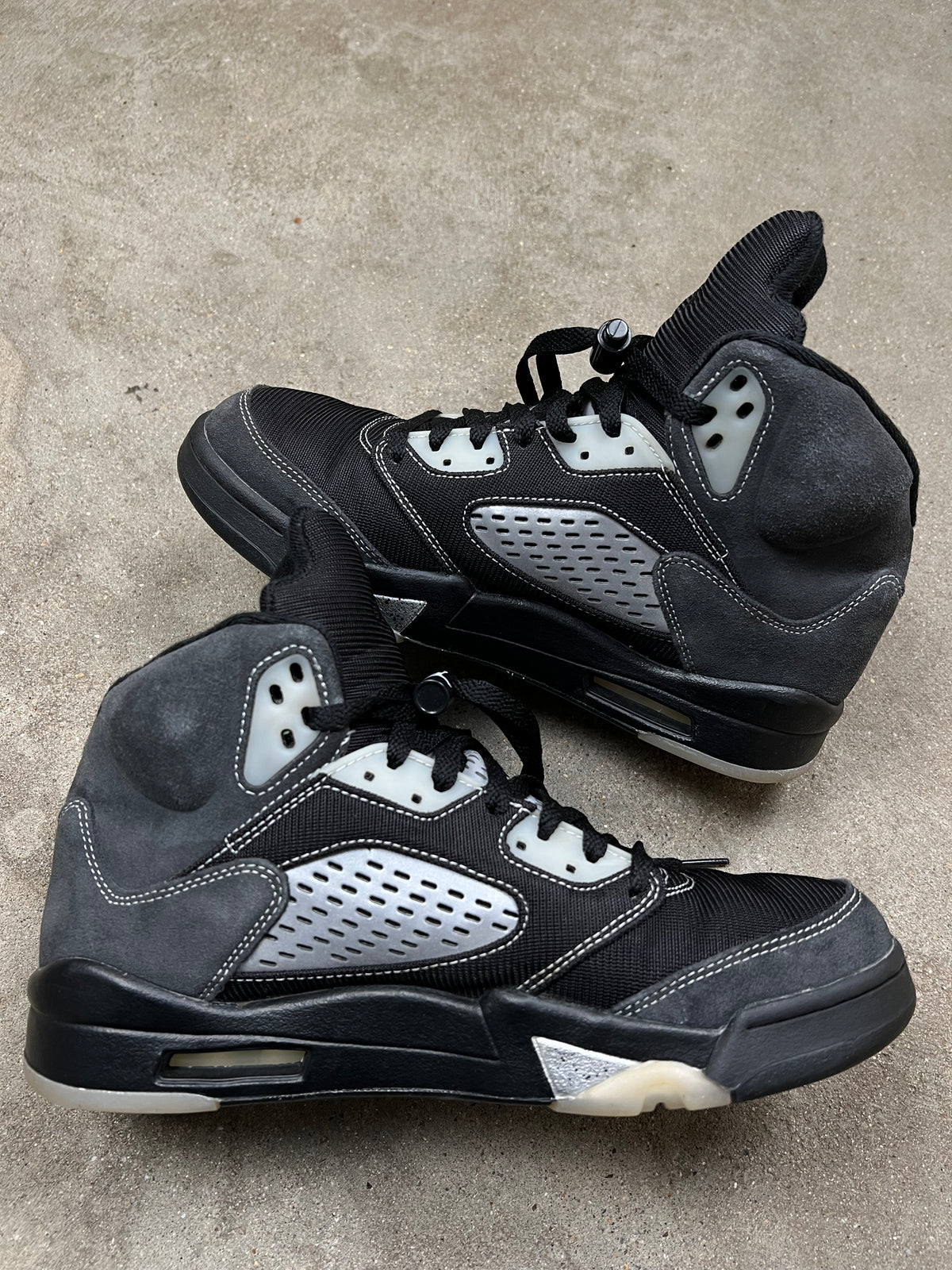 Air Jordan 5 Anthracite (42.5)
