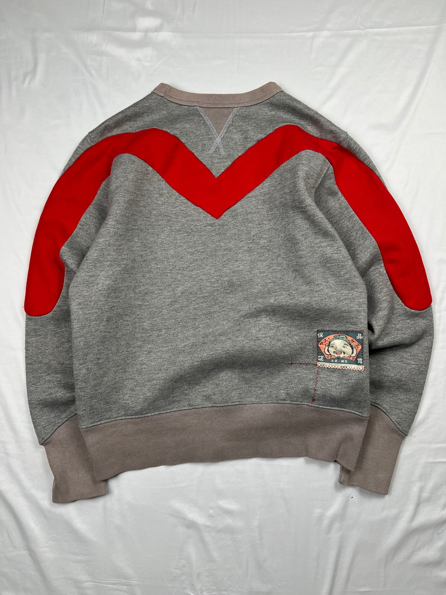 .Evisu Sweater (M)