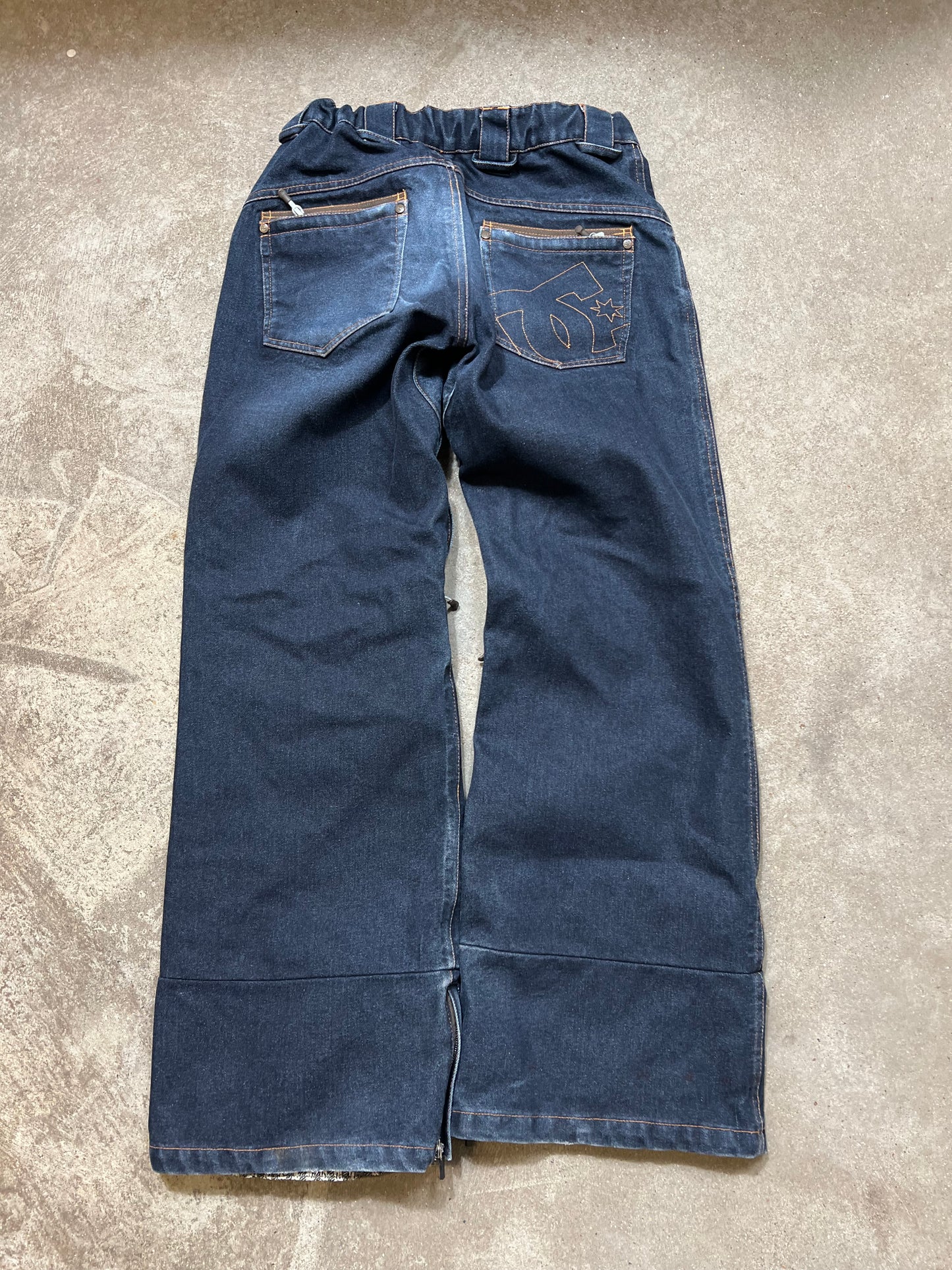 DC skiing/snow jeans (Small)