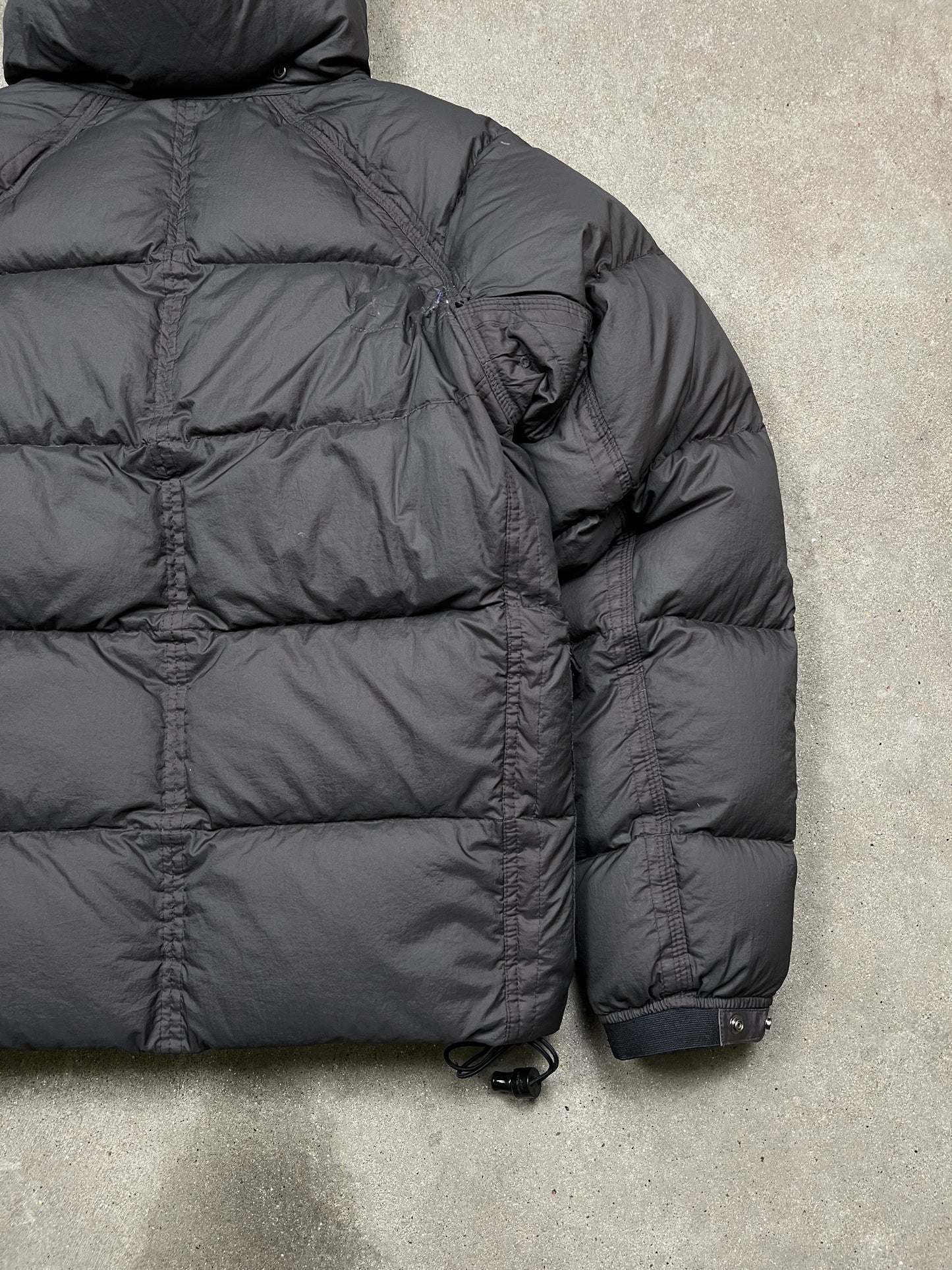 AW08' Stone Island Black Off Centre Zip Opaque Puffer (M)