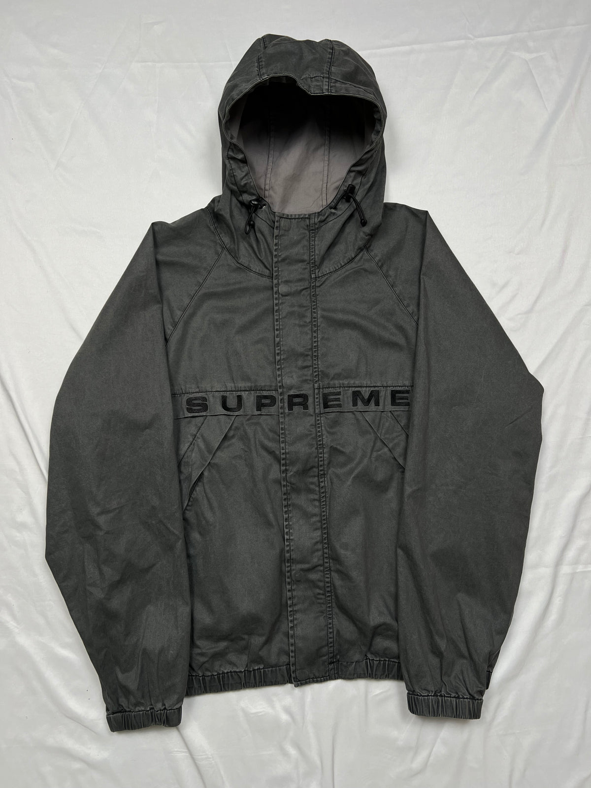 Supreme Windbreaker (M)