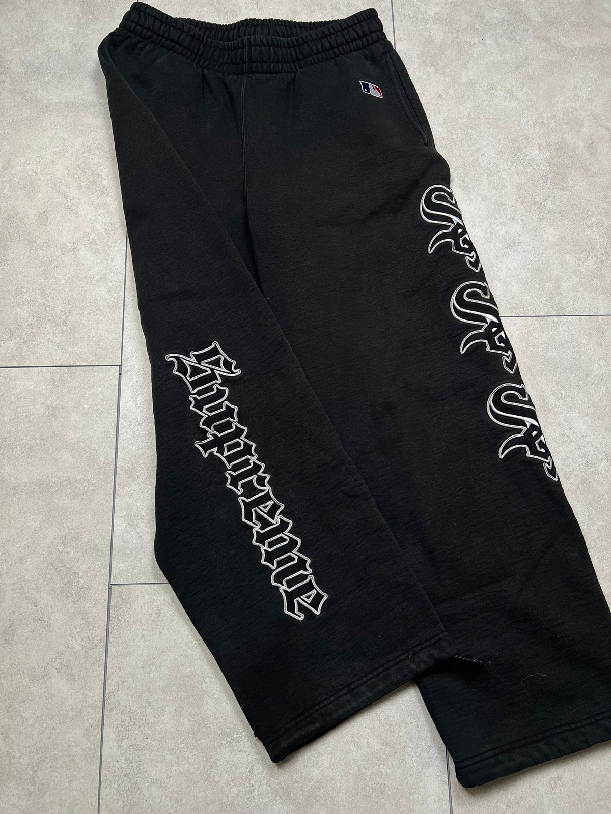 Supreme Joggers (S)