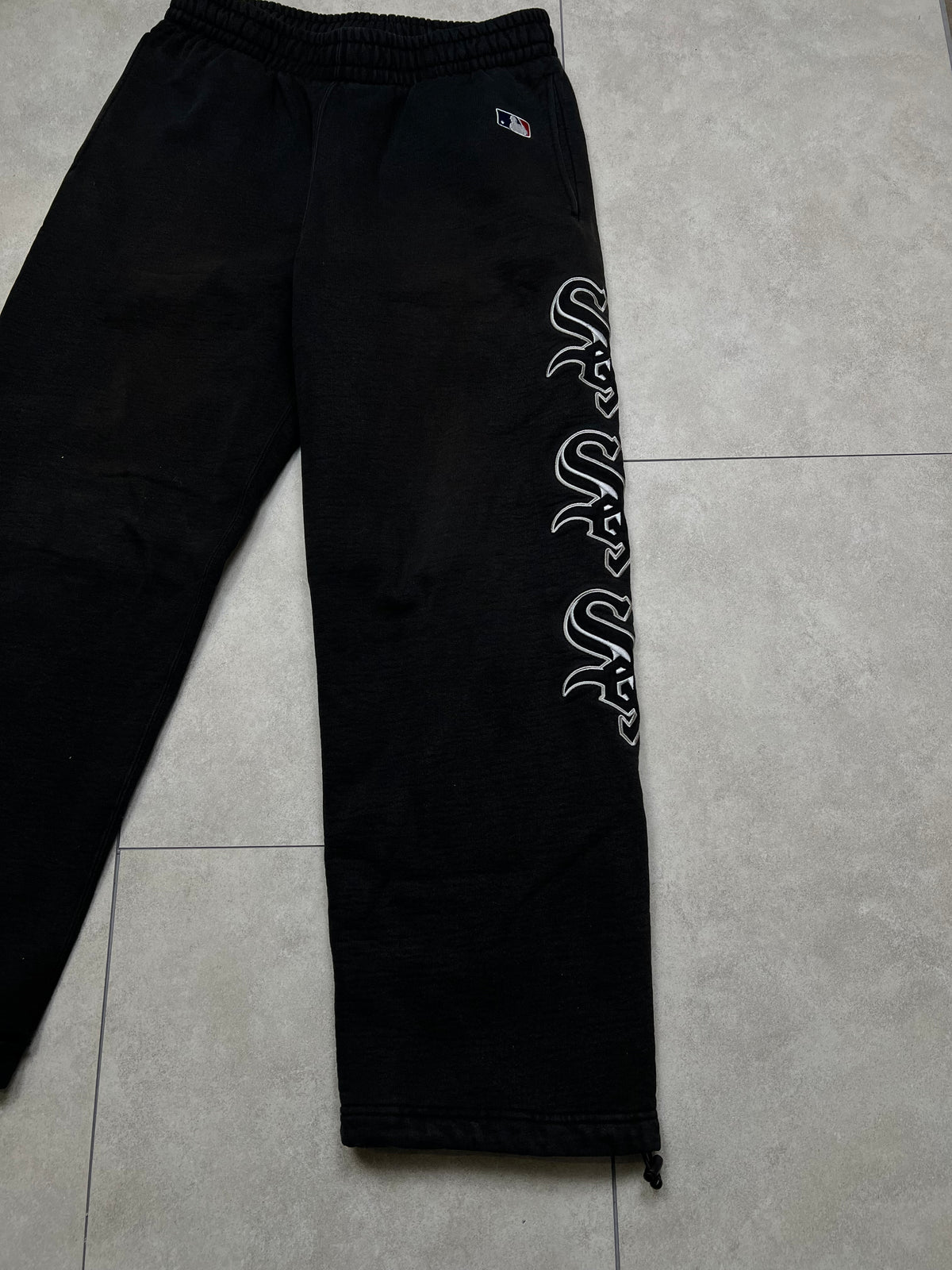 Supreme Joggers (S)