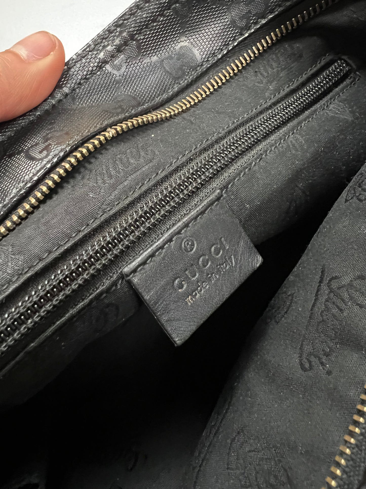 Gucci Messenger bag