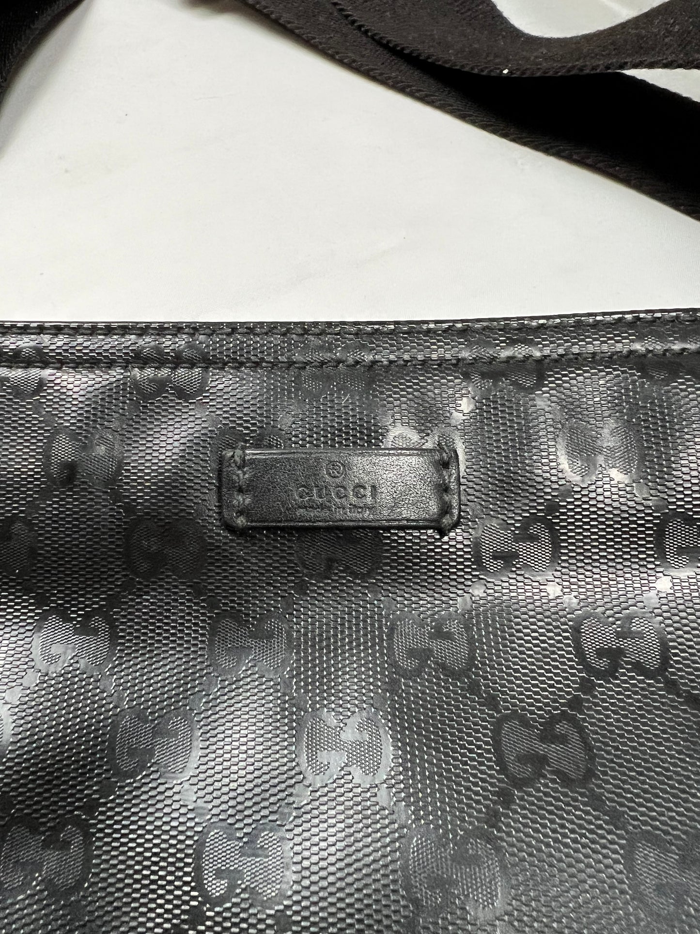 Gucci Messenger bag