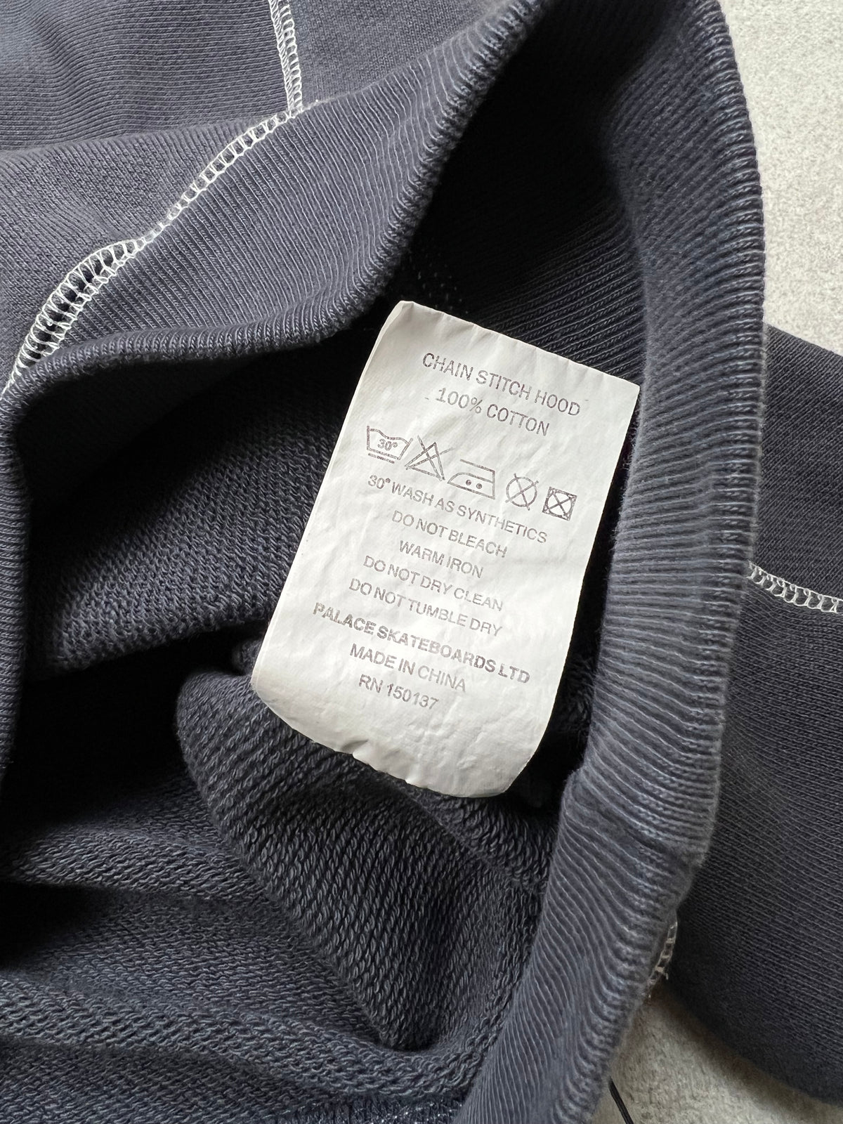 Palace Hoodie (M)