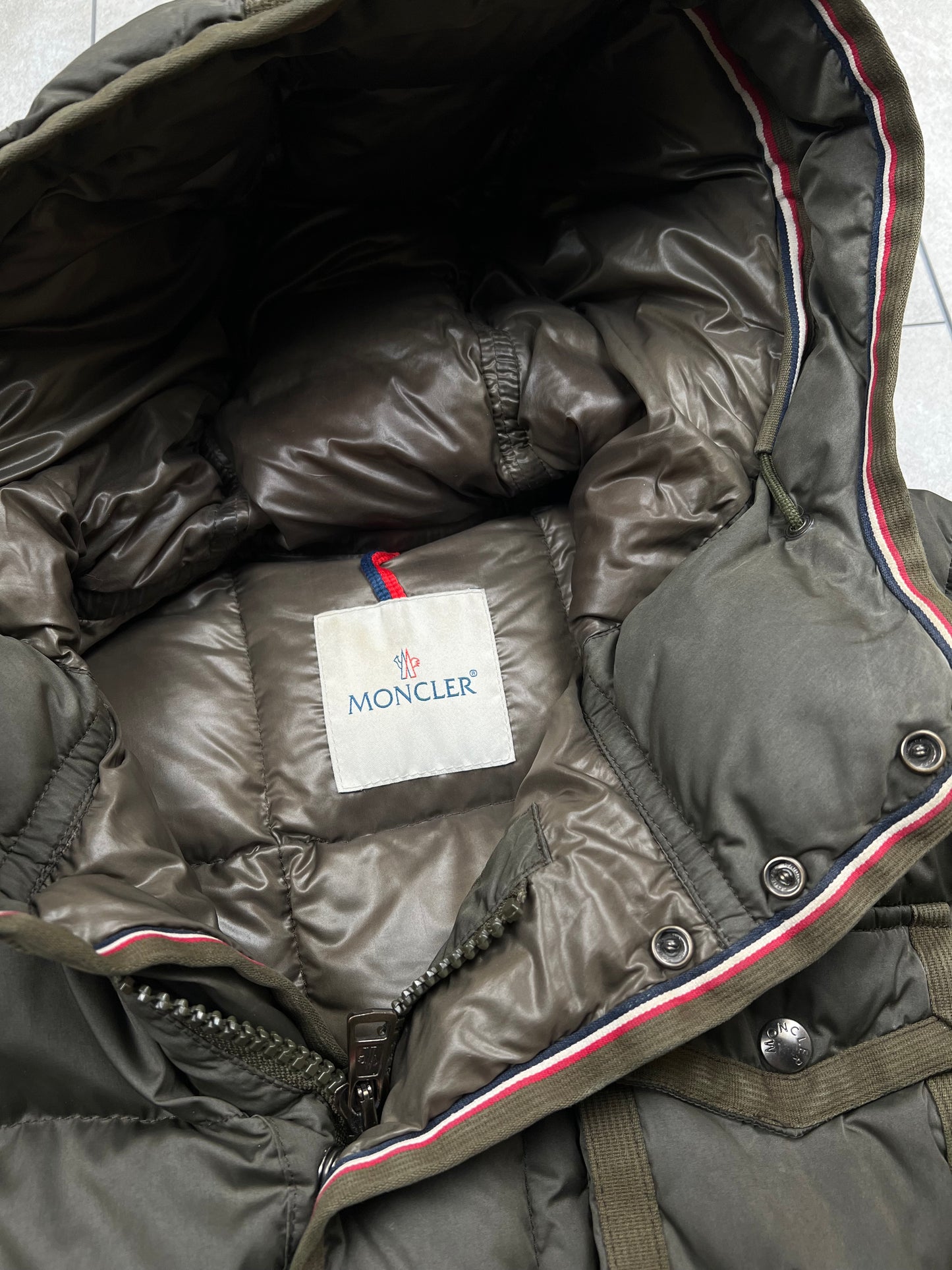 Moncler Loir Puffer (M/L)
