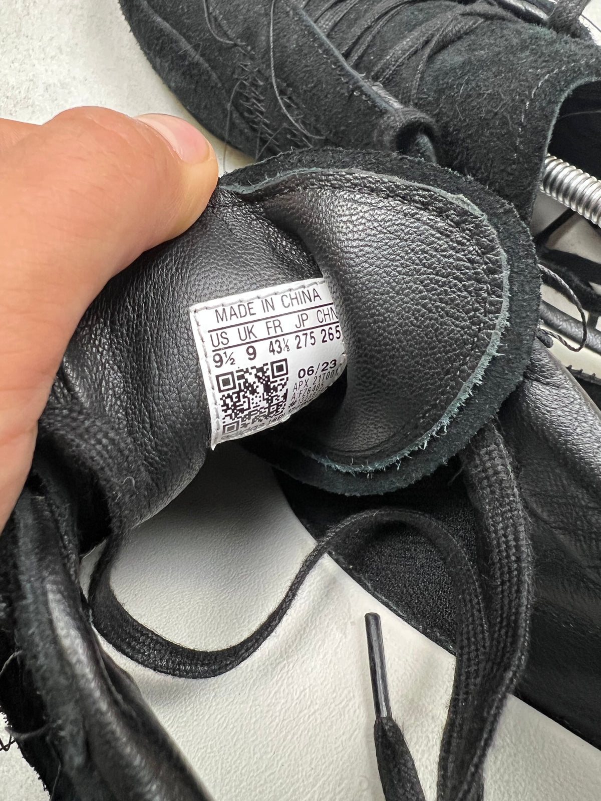 Y-3 Adidas Gazelle (43 1/3)