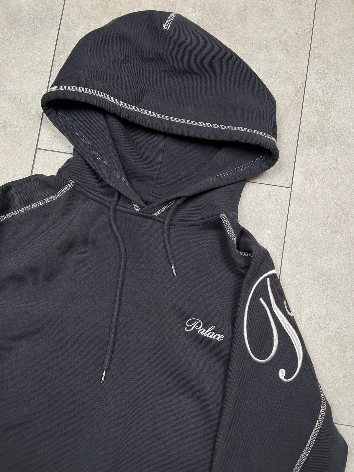 Palace Hoodie (M)