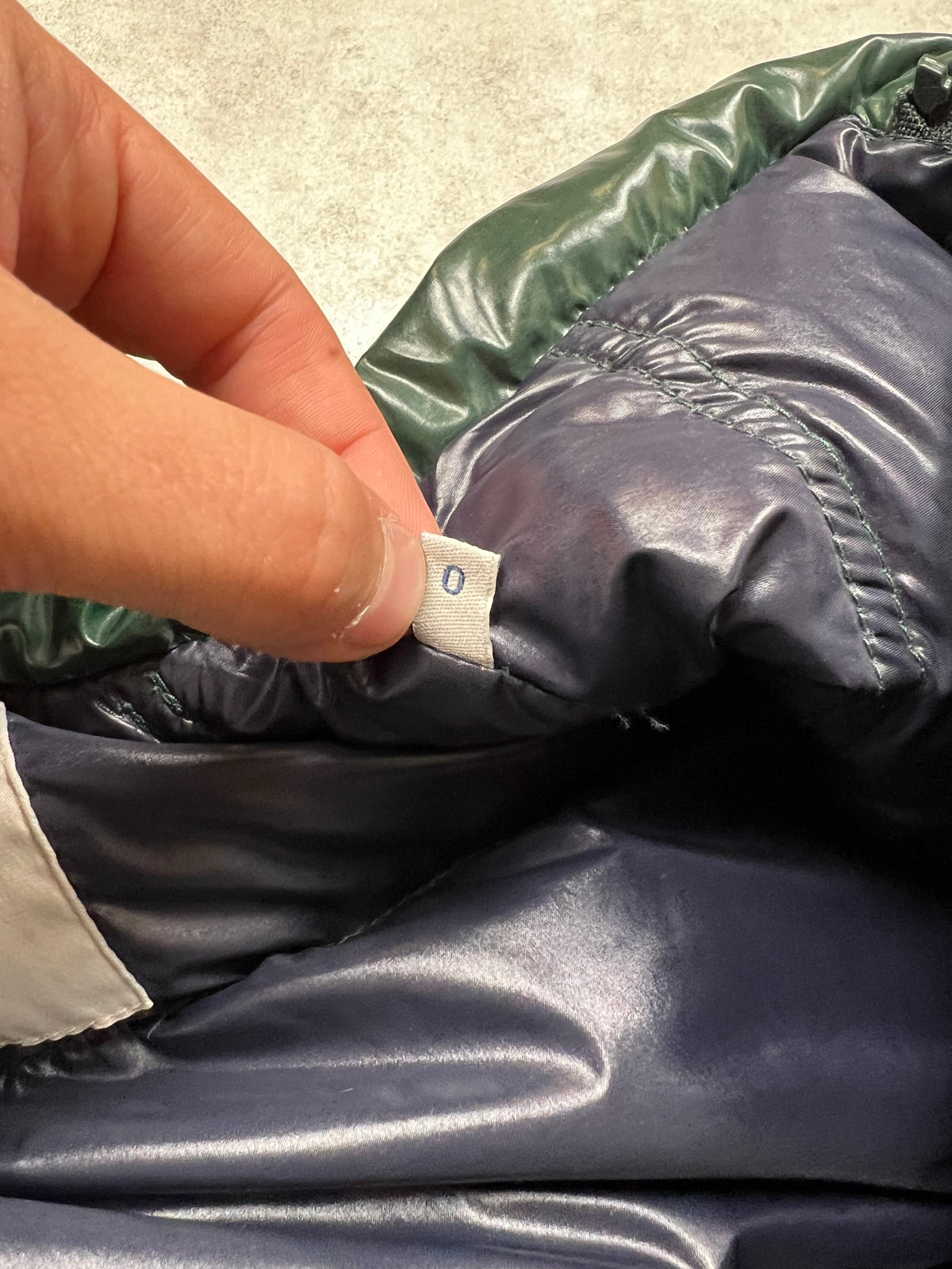 Moncler Puffer (XS/S)