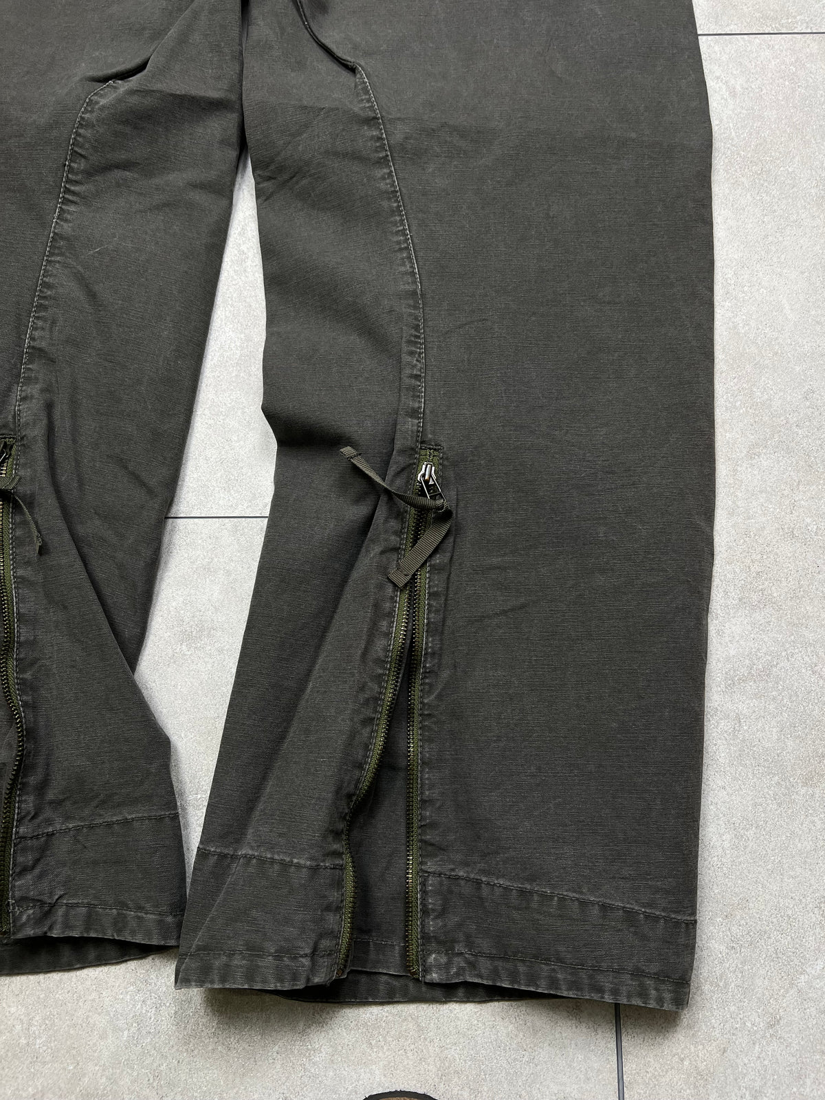 Levi’s Twisted Jeans (L)