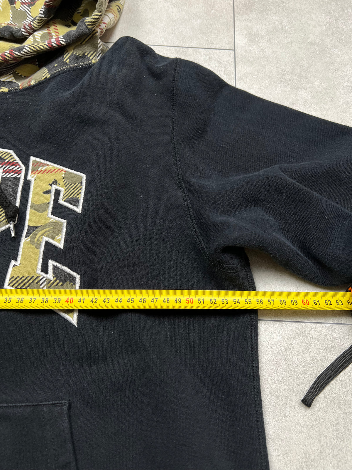 Bape Hoodie (L)