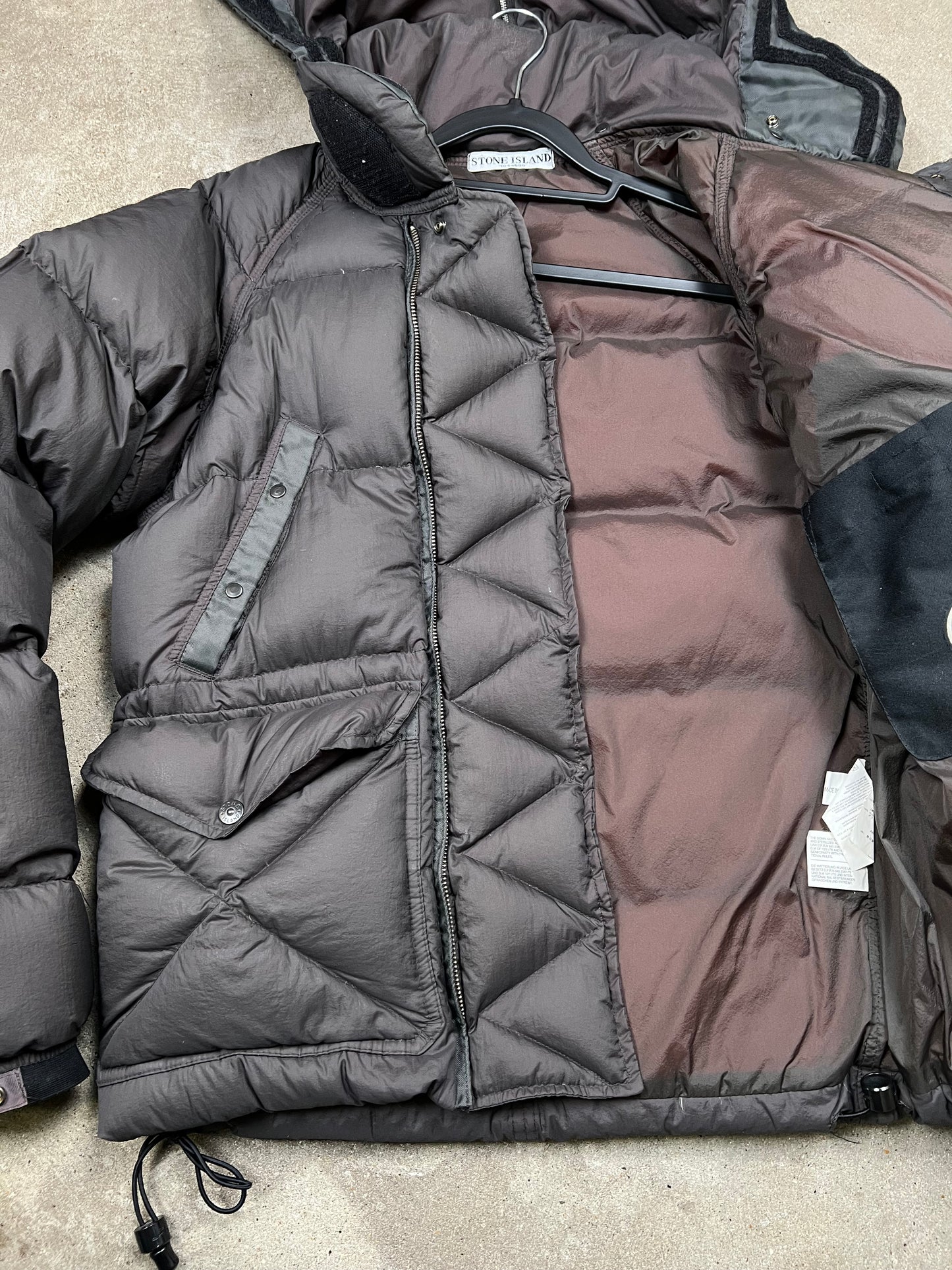 AW08' Stone Island Black Off Centre Zip Opaque Puffer (M)