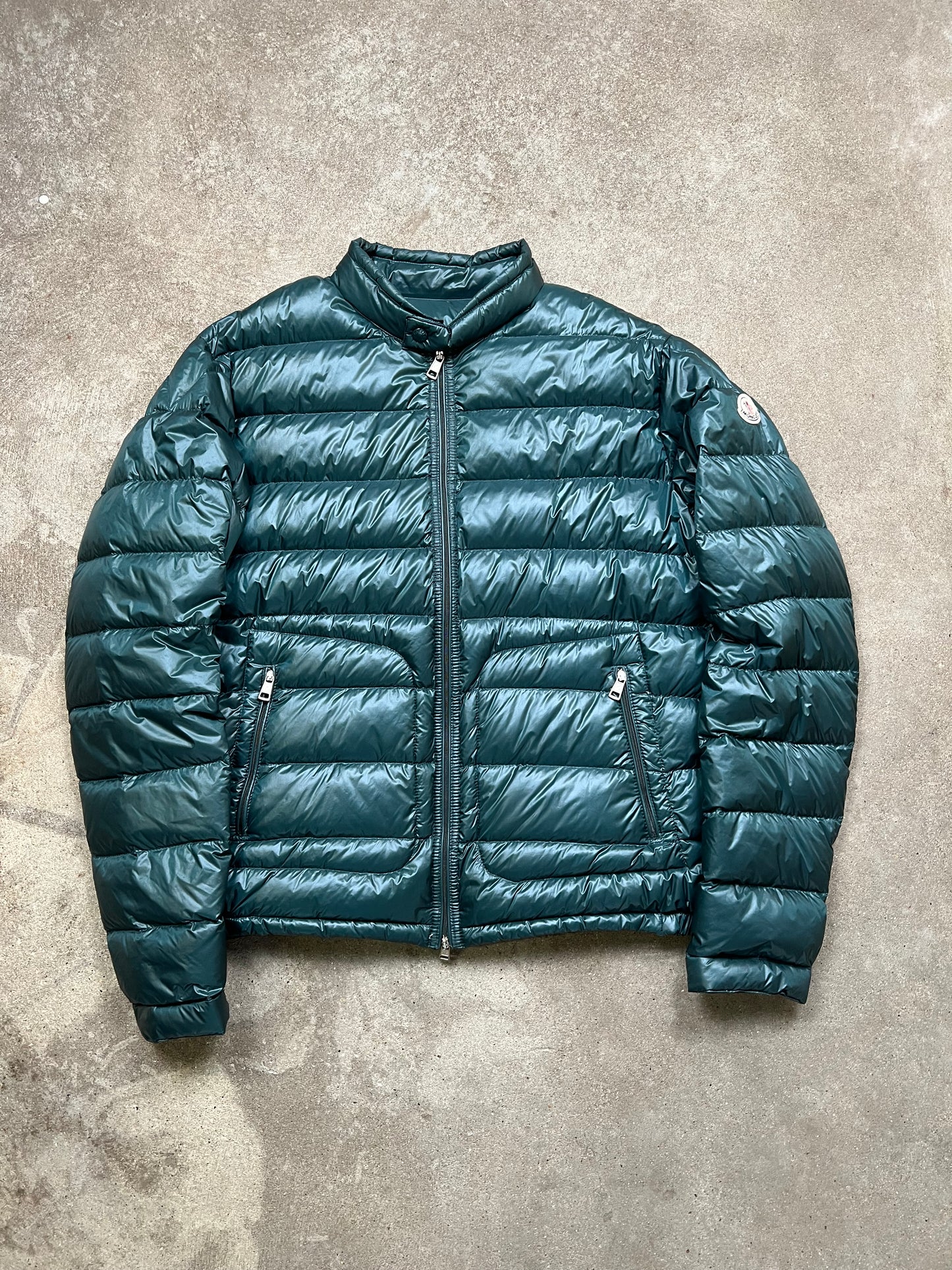 Moncler Puffer (L)