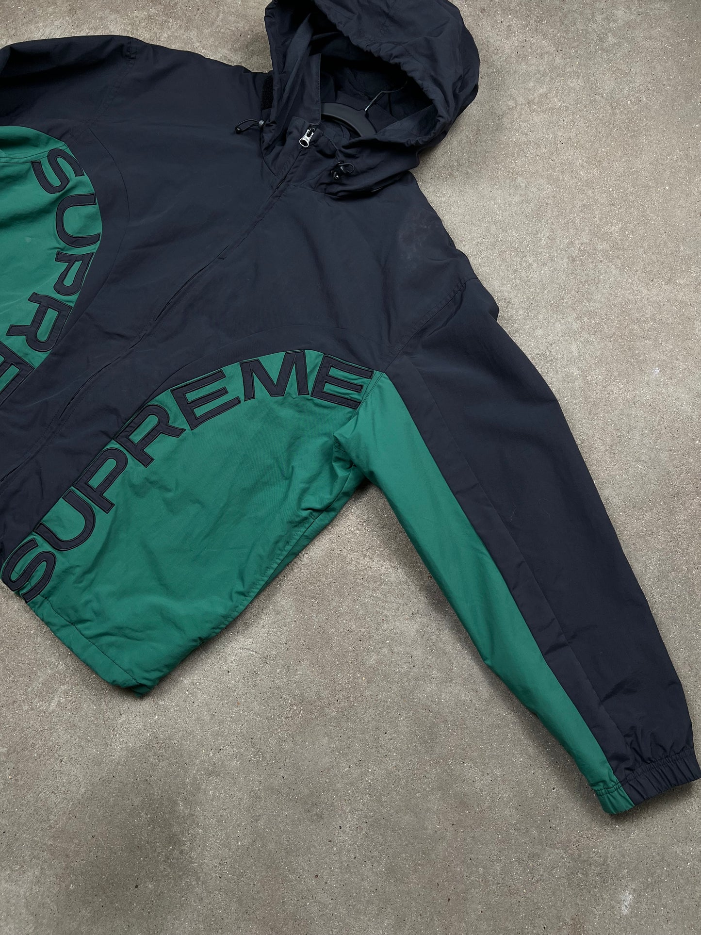 Supreme Jacket (M)