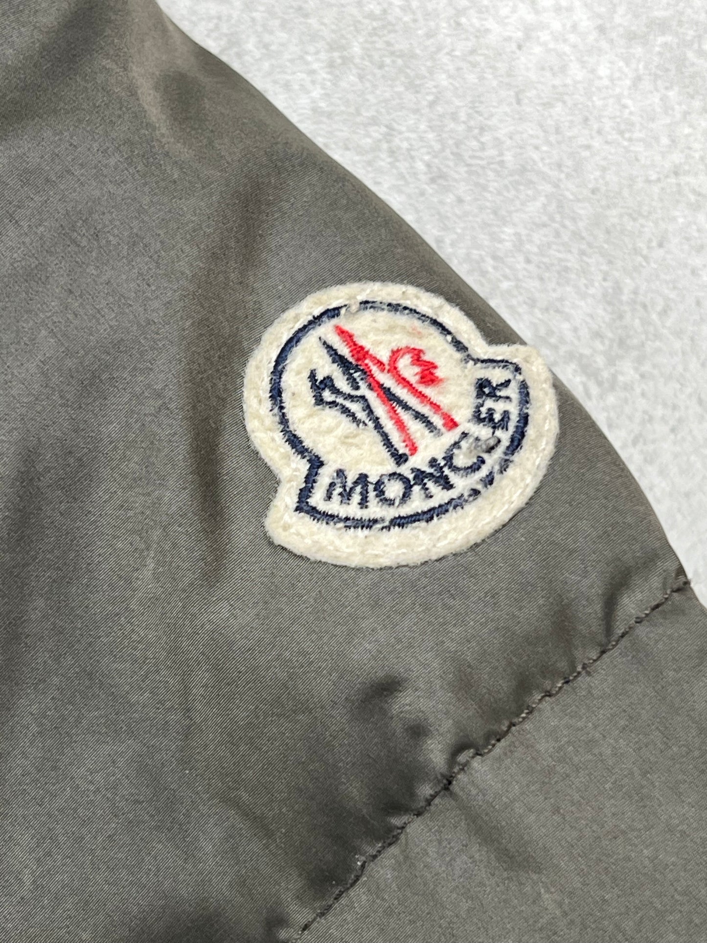 Moncler Loir Puffer (M/L)