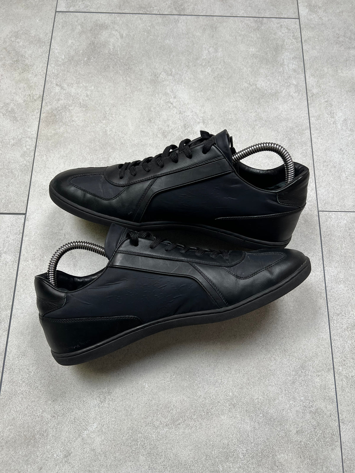 Louis Vuitton Sneakers (41)